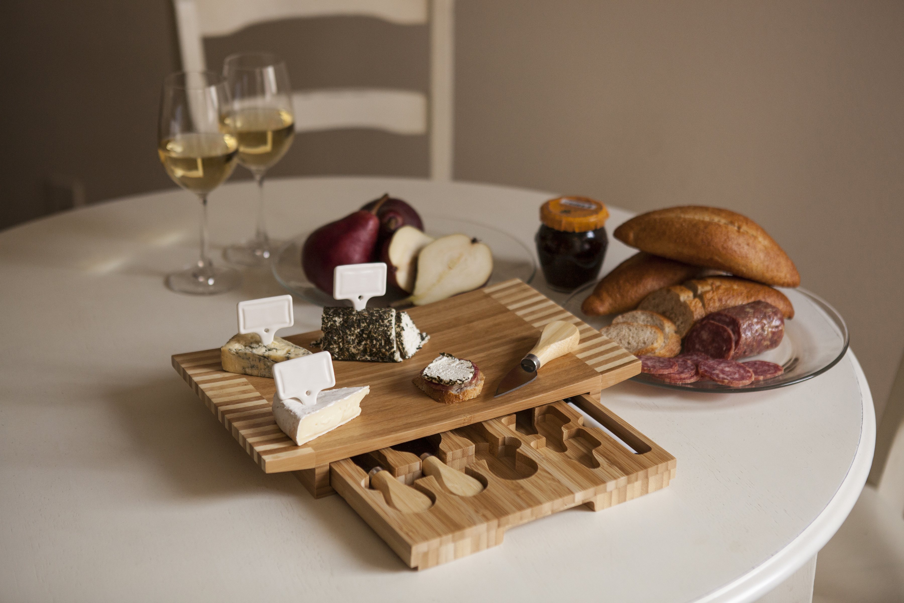 Concavo Cheese Cutting Board & Tools Set