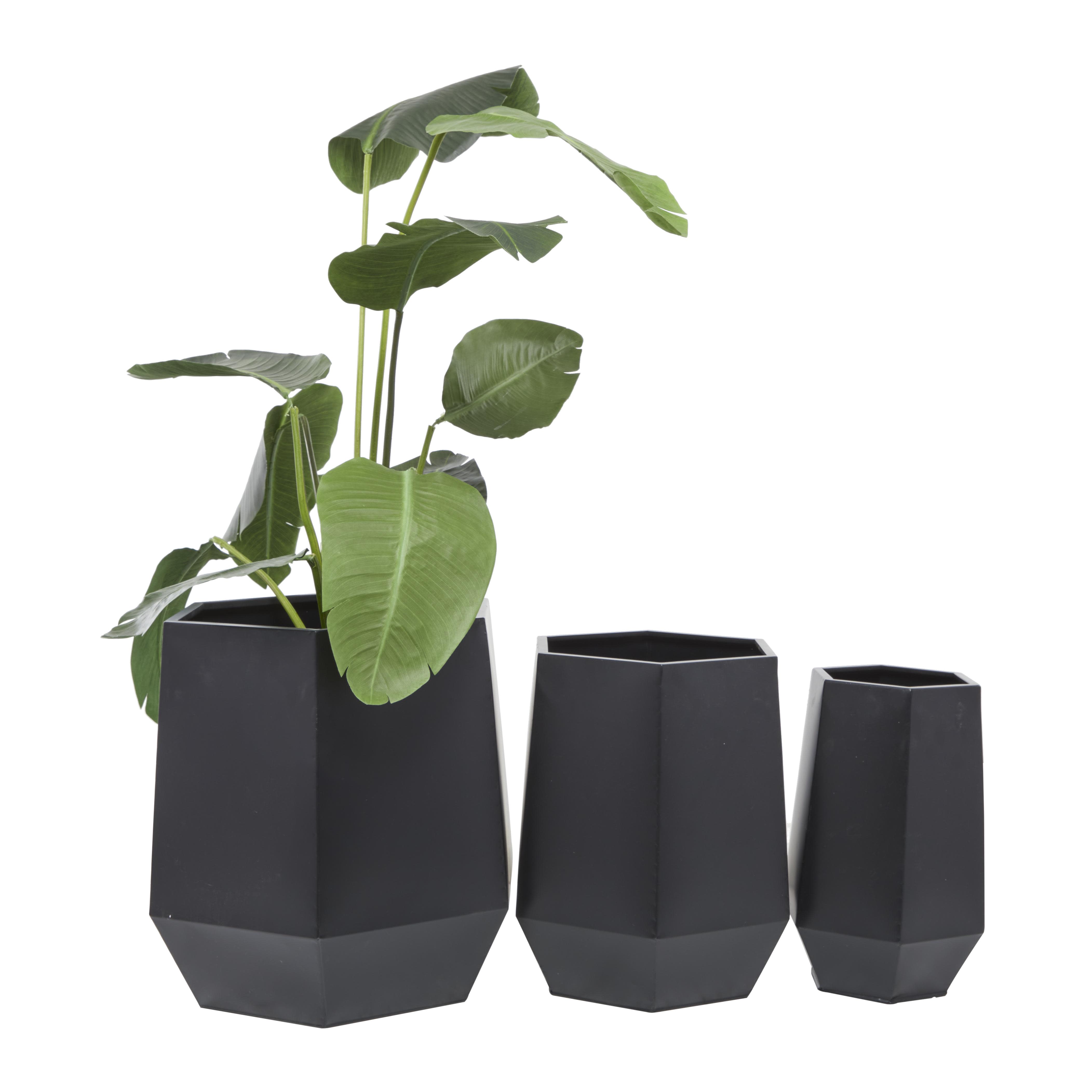 CosmoLiving by Cosmopolitan Black Metal  Indoor Outdoor Planter, Set of 3 18", 14", 9"W