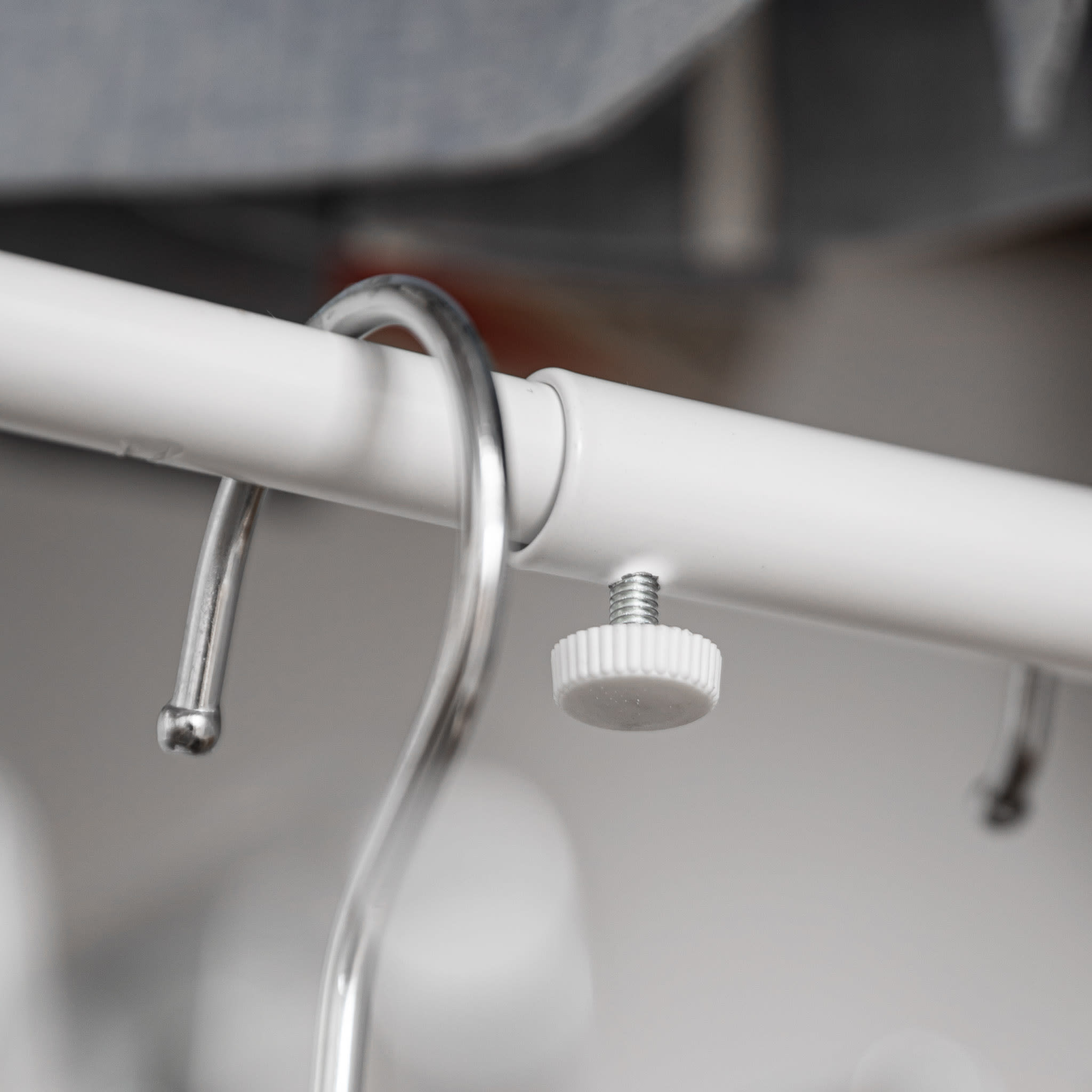 2-stufiges ausziehbares Schrankregal : Ausziehbare Stange