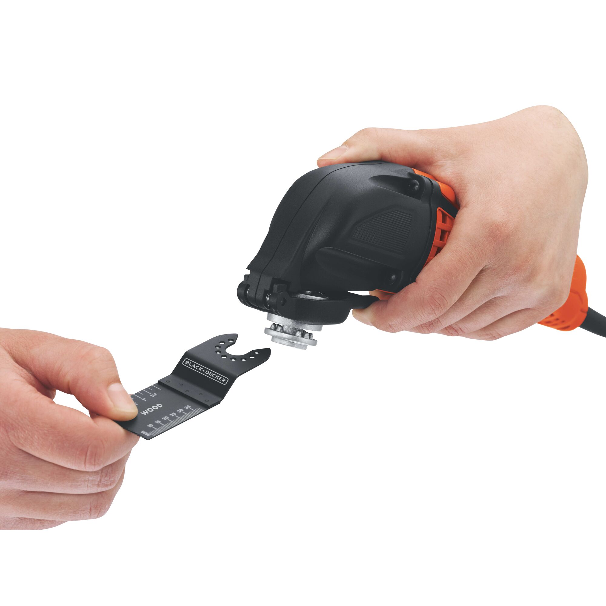 Tool free release feature of 2.5 Amp Oscillating Multi Tool.