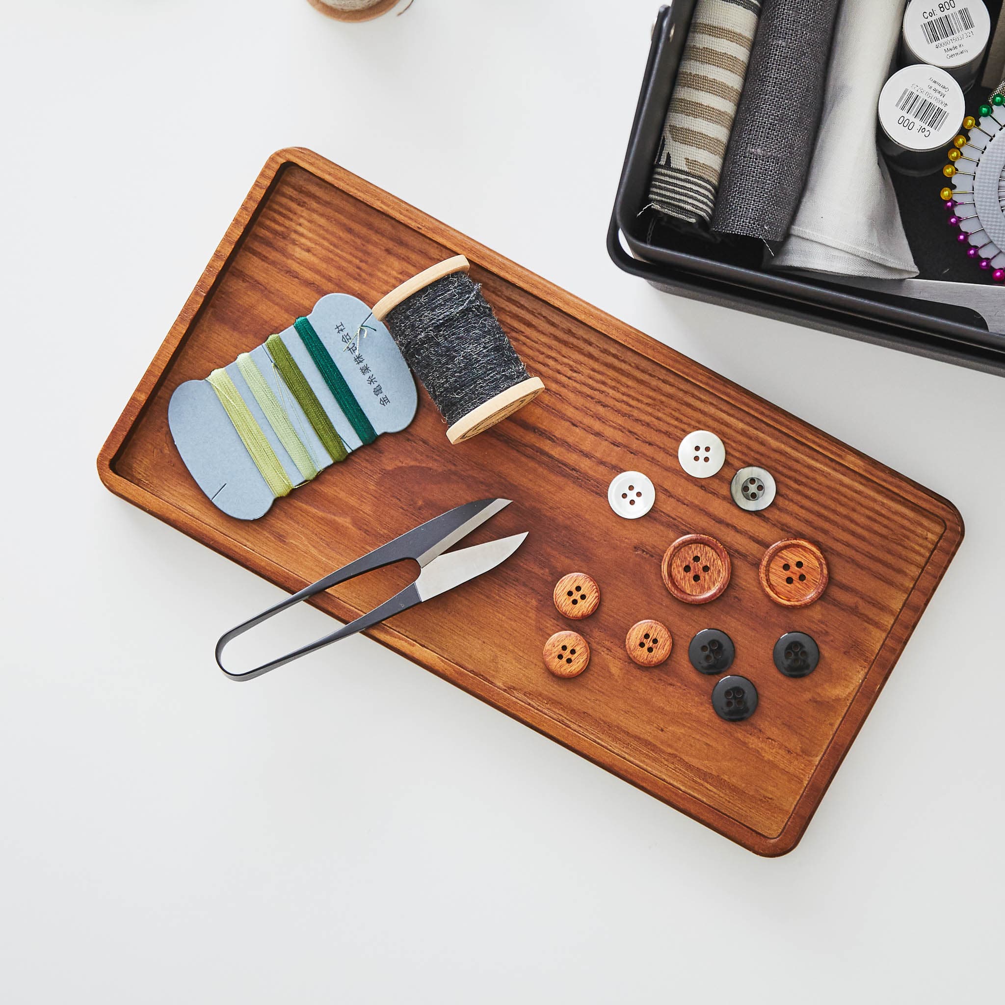Sewing Box : Multifunctional Wooden Lid