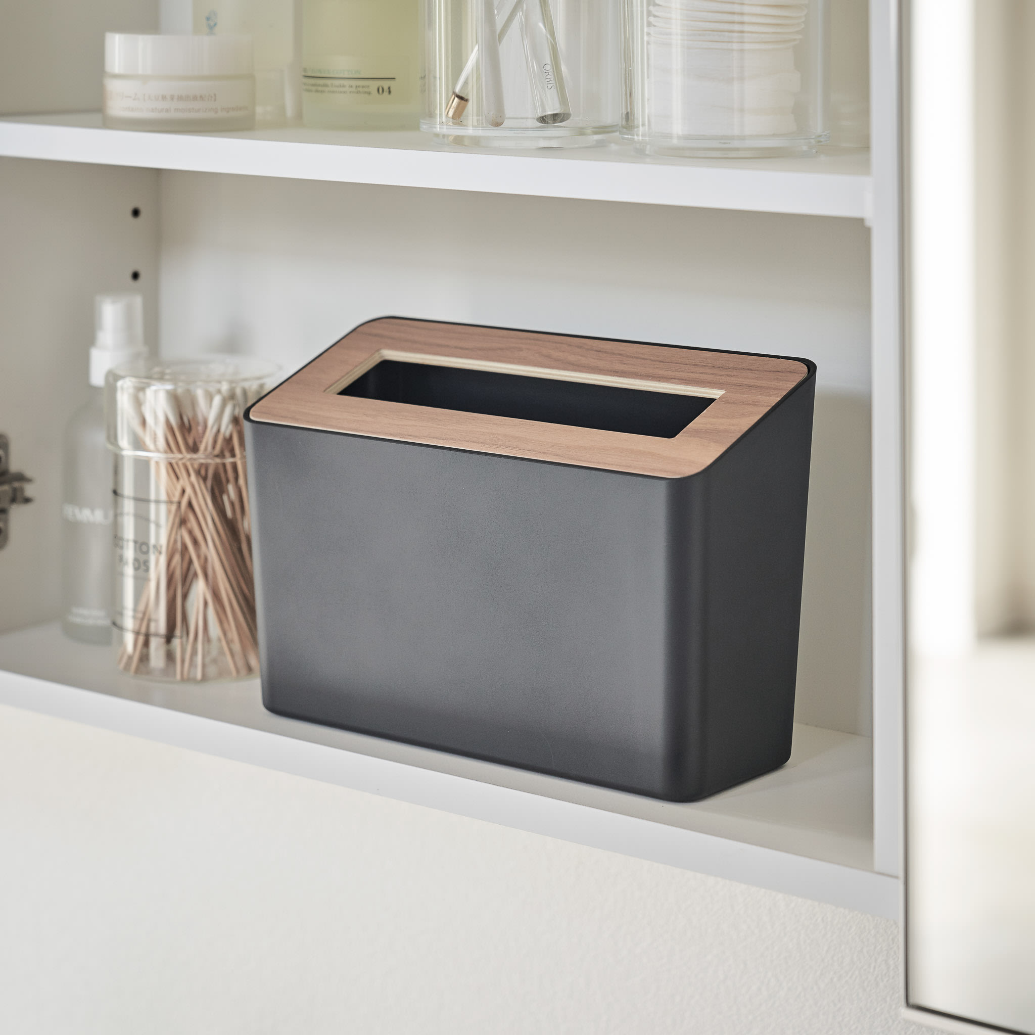 Tabletop Trash Can : Slim Design
