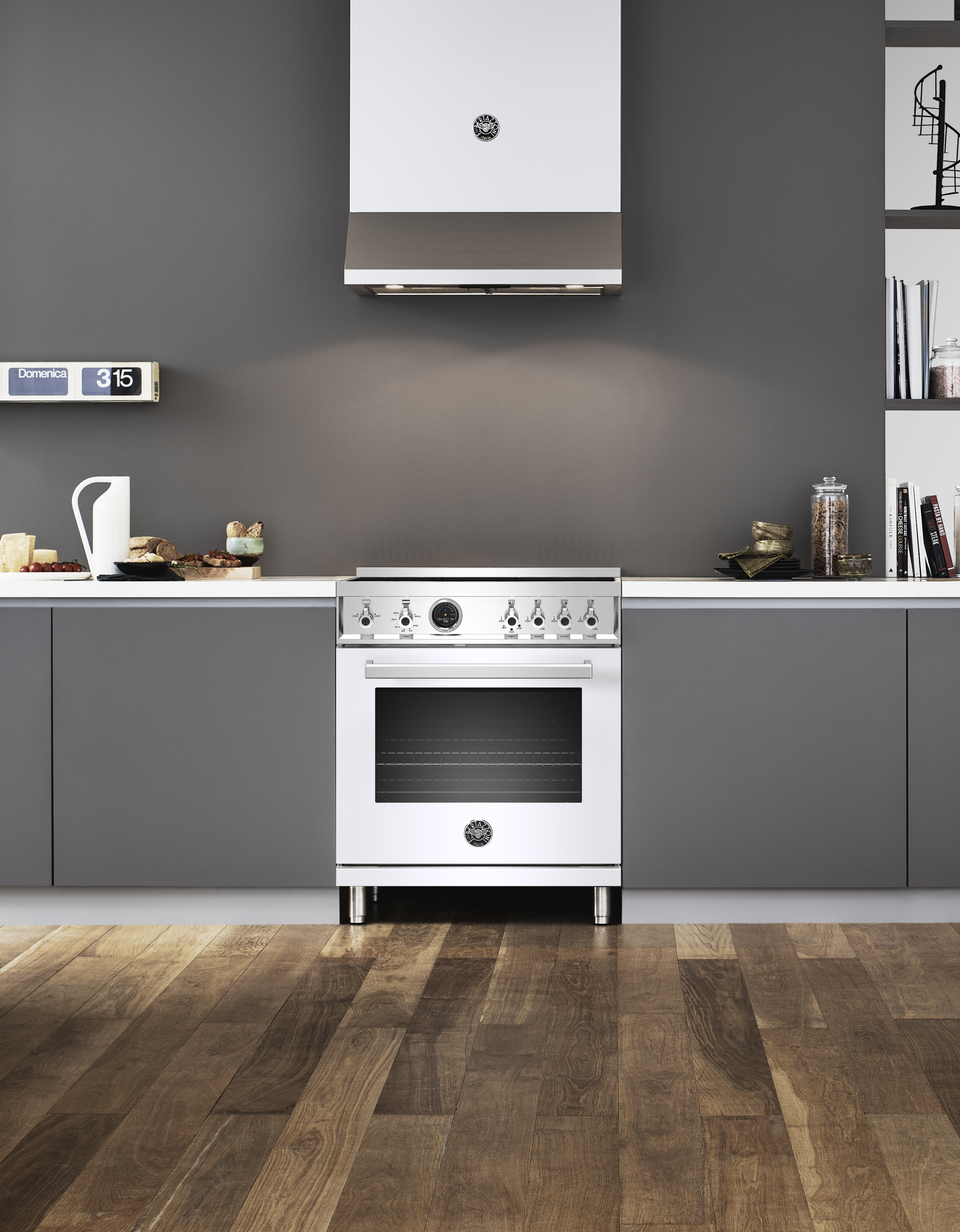 Bertazzoni 30" Professional Series range - Electric self clean oven - 4 induction zones