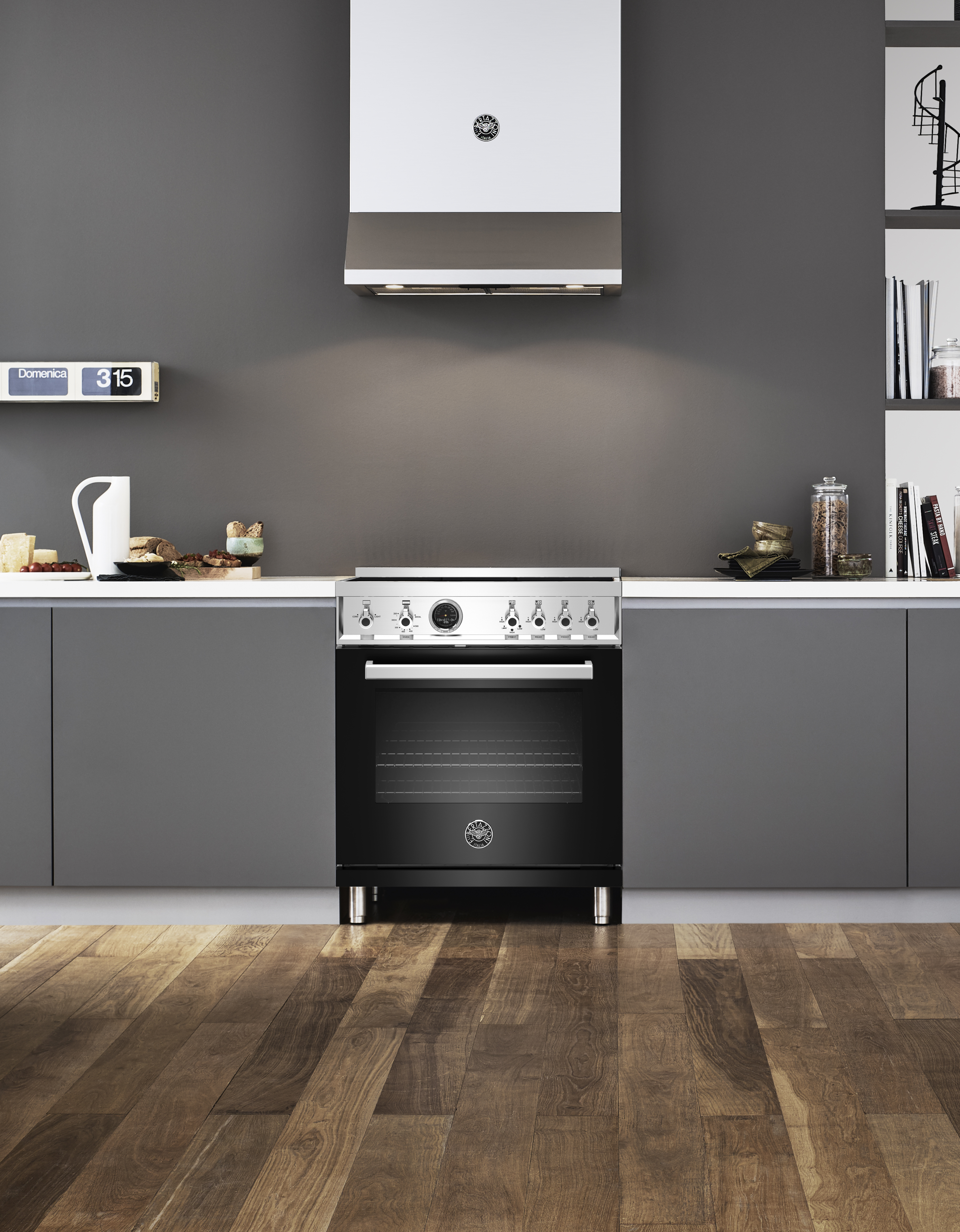 Bertazzoni 30" Professional Series range - Electric self clean oven - 4 induction zones