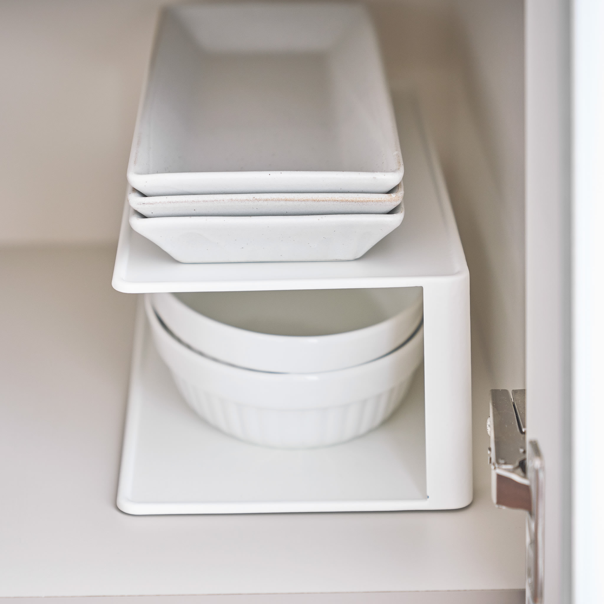 Dish Organizer : Practical Two-Tier Design