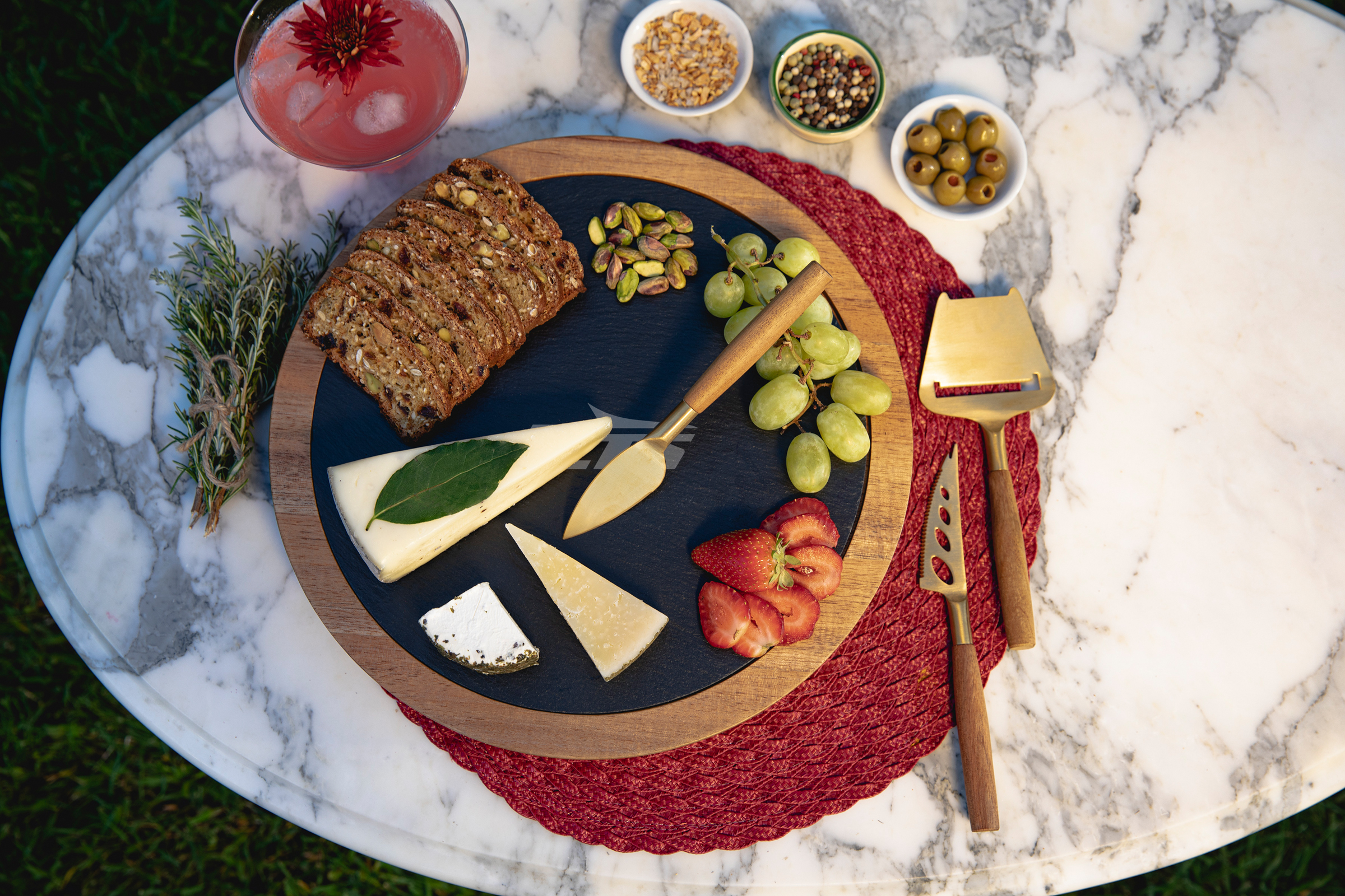 New York Jets - Insignia Acacia and Slate Serving Board with Cheese Tools