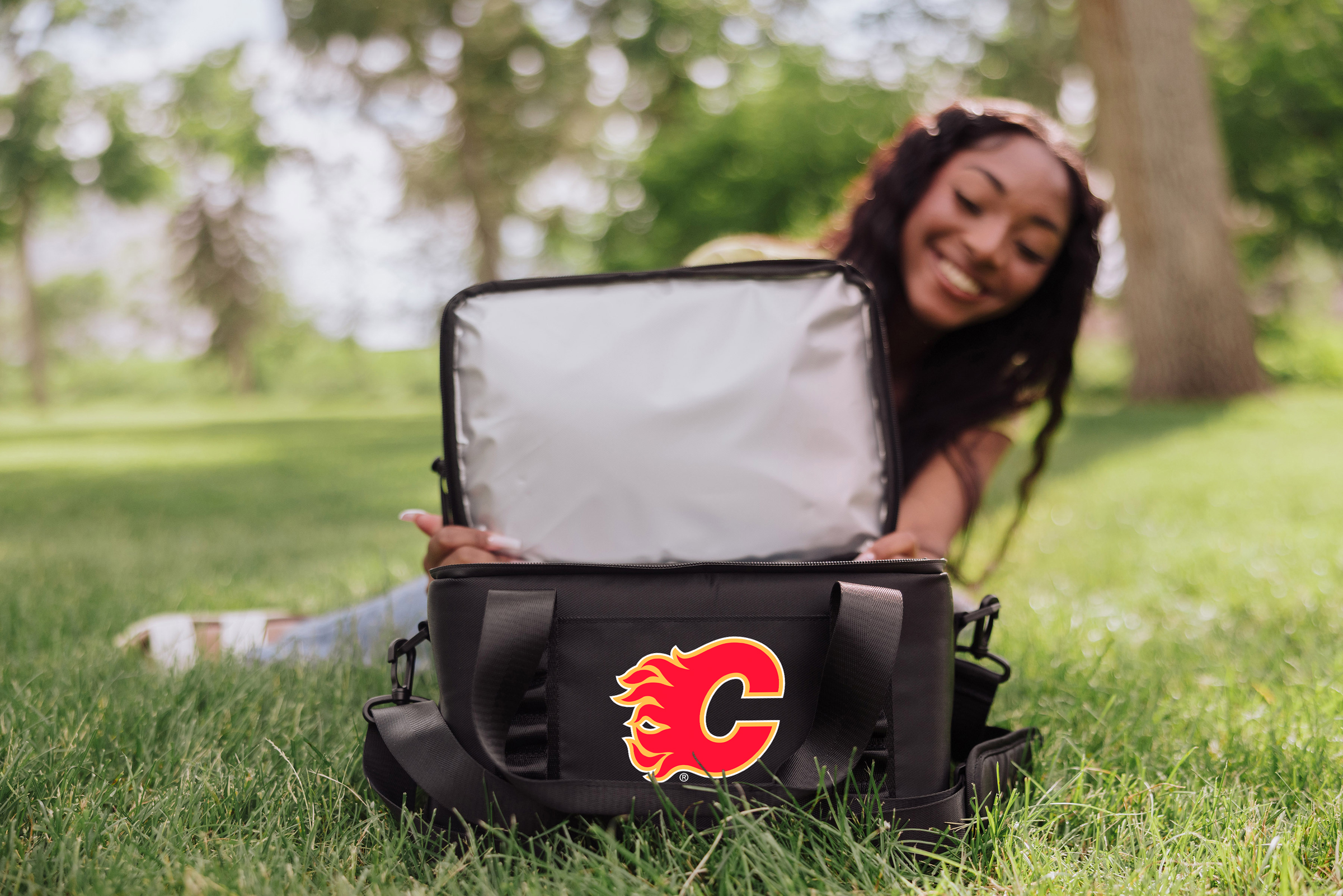 Calgary Flames - Tarana Superthick Recycled Cooler - 12 can