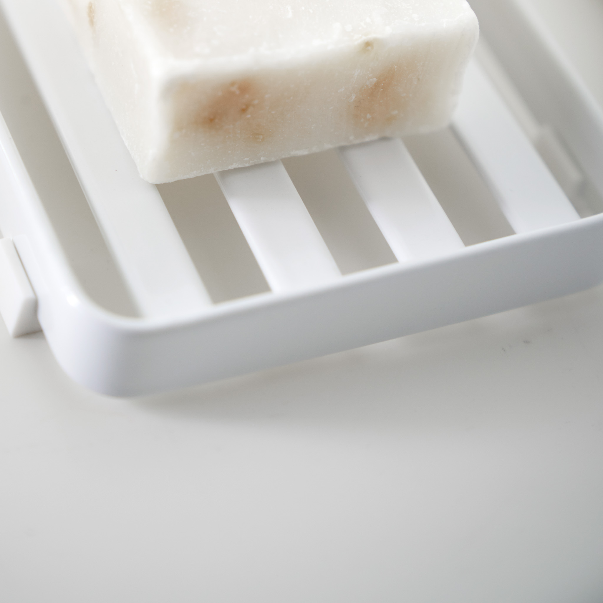 Sanitary Tray : Raised Design