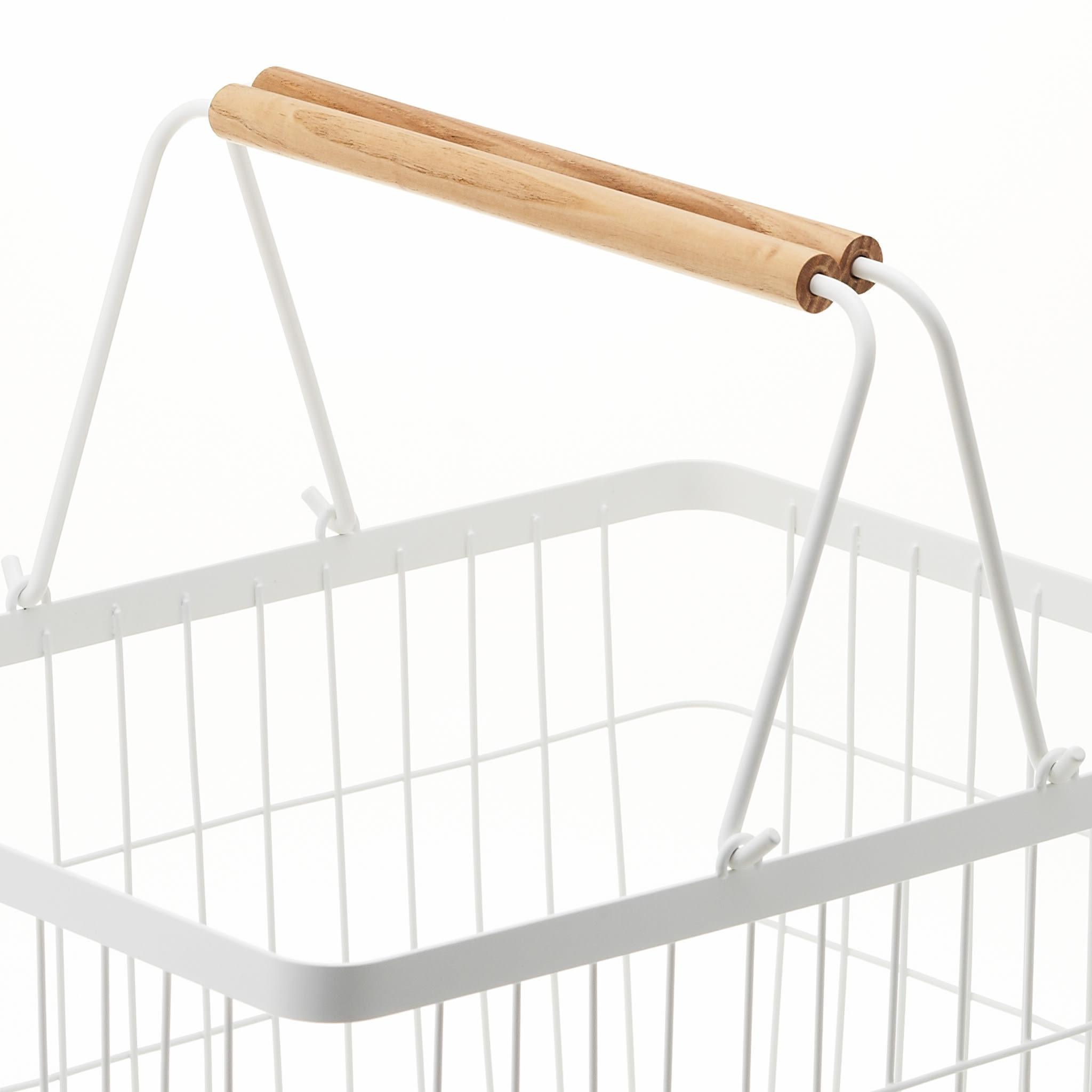 Laundry Basket L : Stylish Wooden Handles