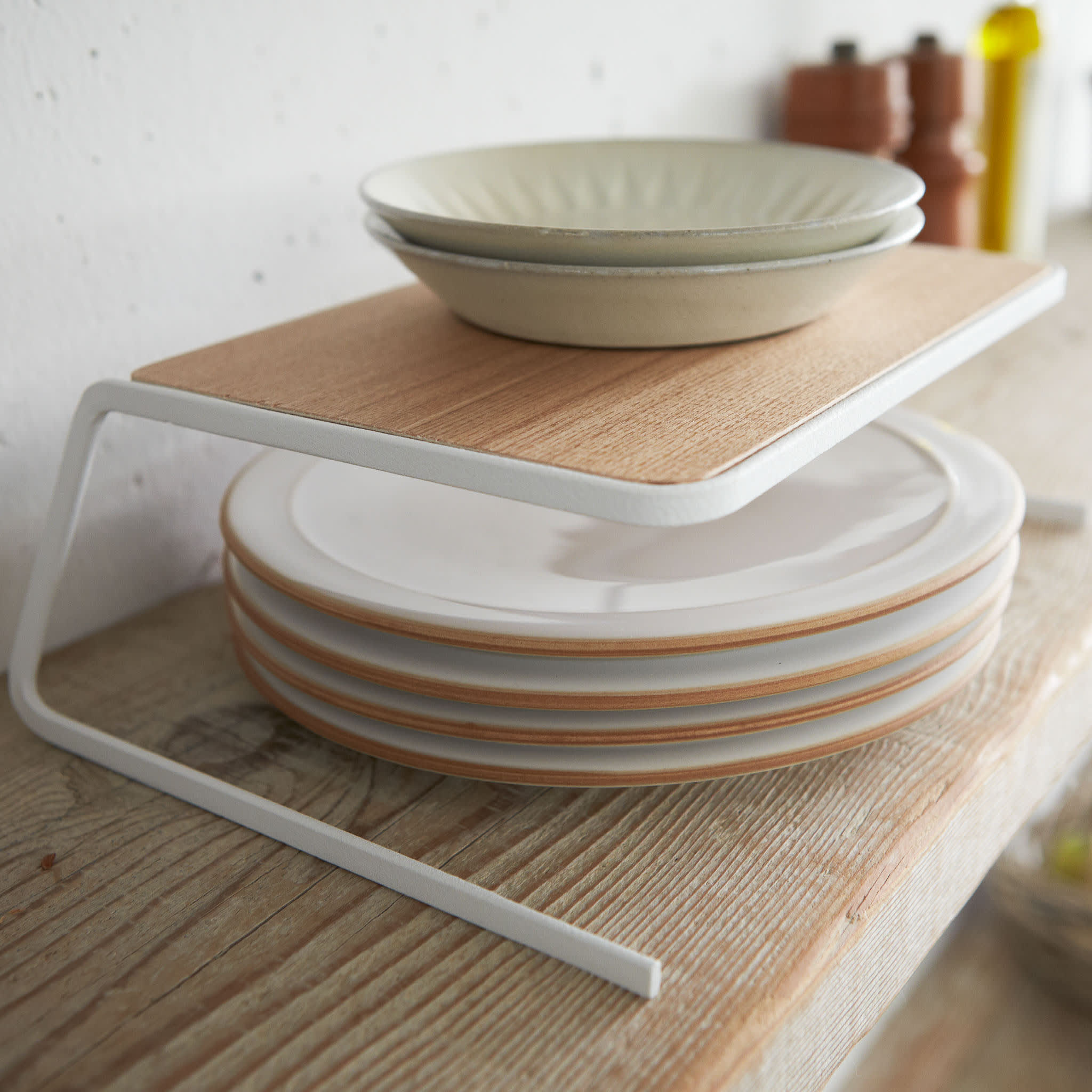 Dish Organizer : Additional Storage Space