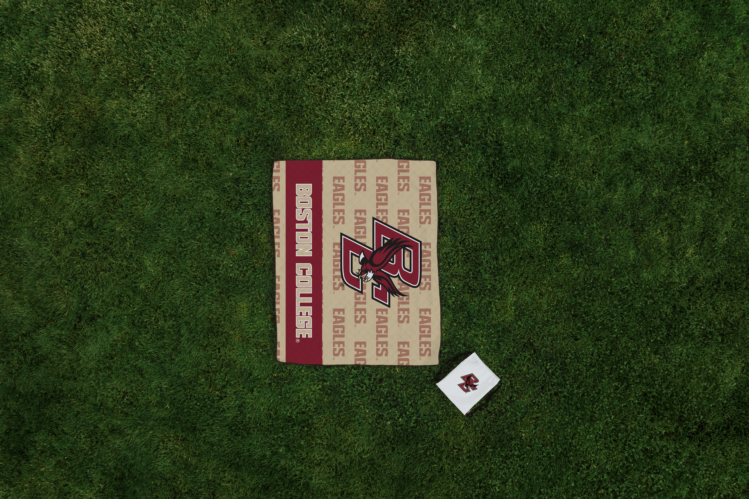 Boston College Eagles - Impresa Picnic Blanket