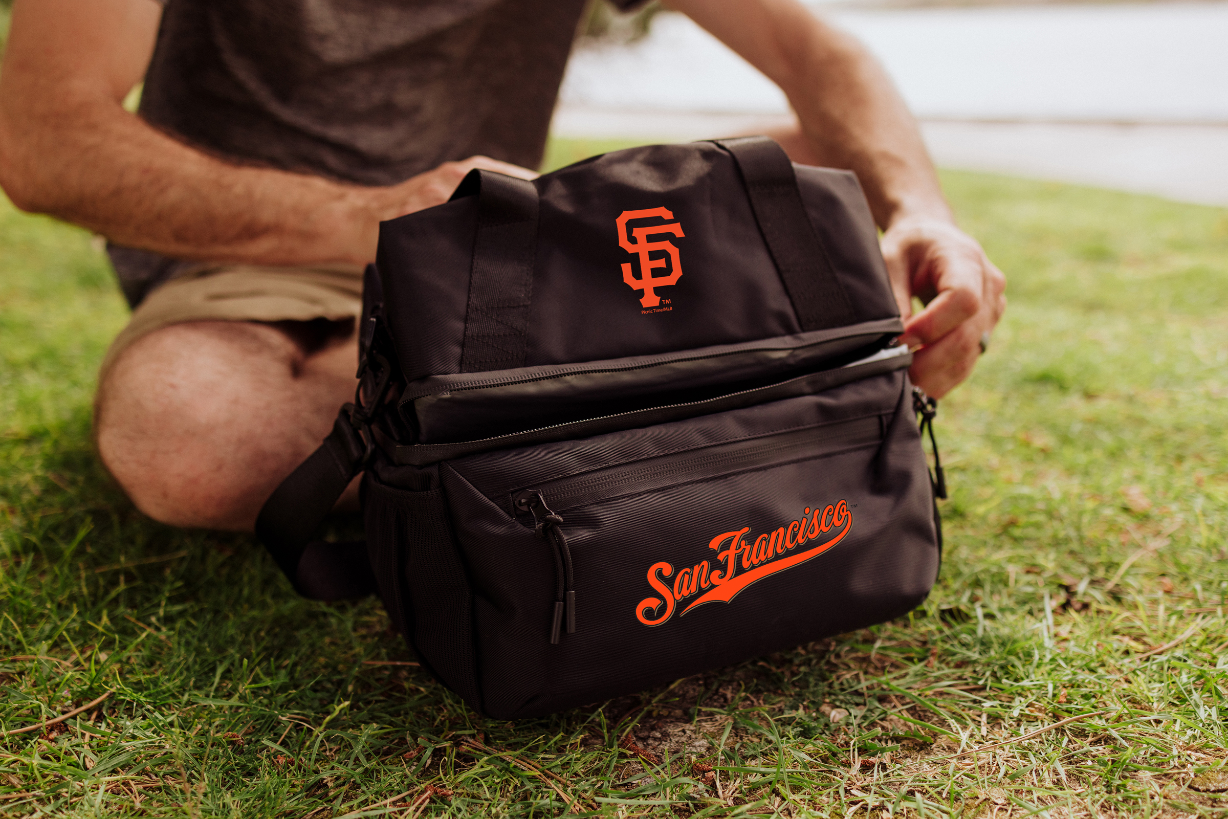 San Francisco Giants - Tarana Recycled Lunch Bag Cooler with Utensils