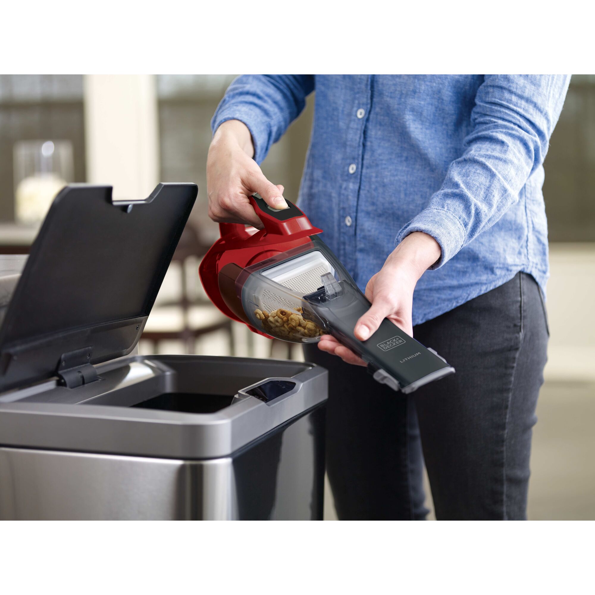 吸尘器先进清洁无绳手真空吸尘器与清洁无袋污垢碗功能。