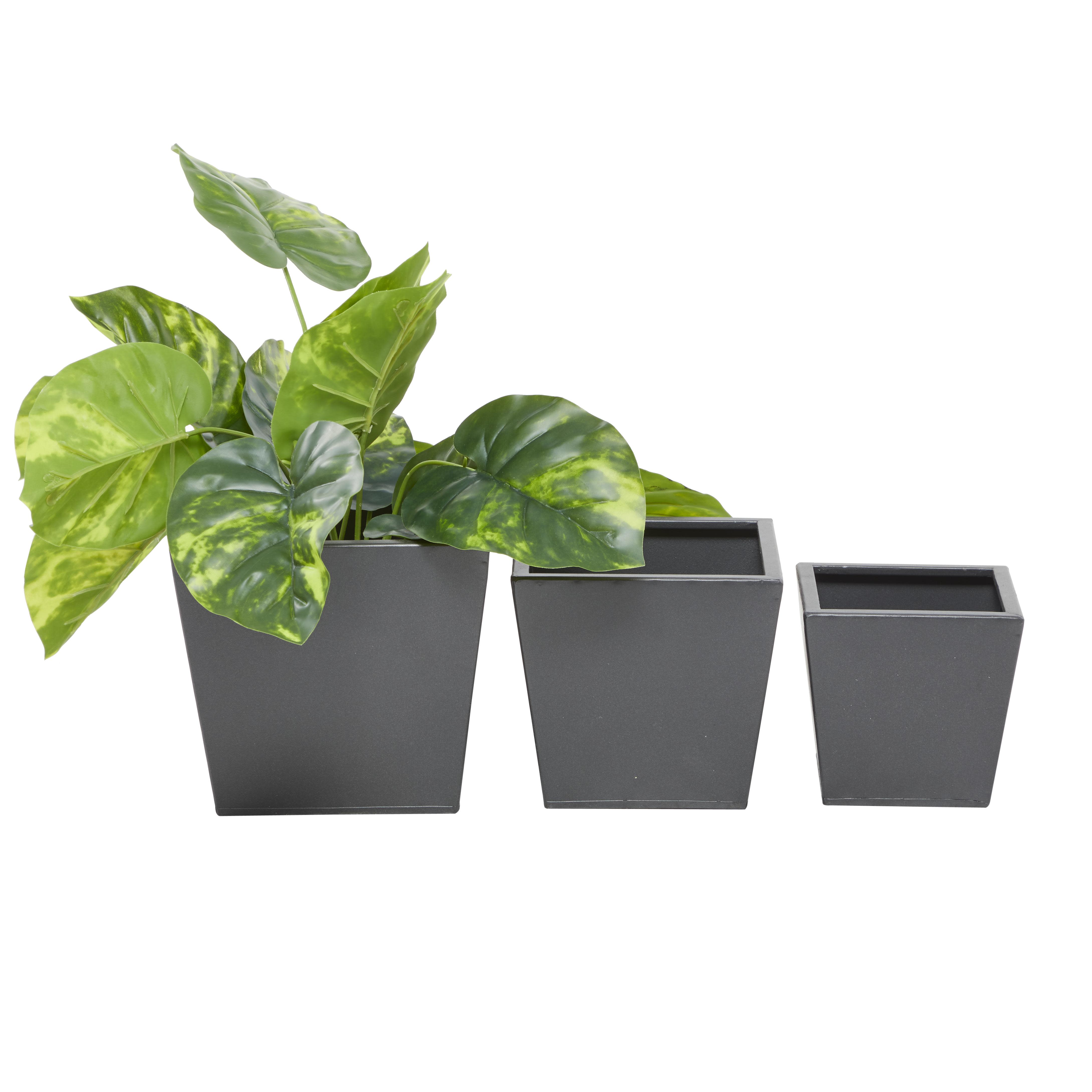 CosmoLiving by Cosmopolitan Gray Metal  Indoor Outdoor Planter, 6  Set of 3  8\", 6\", 5\"W