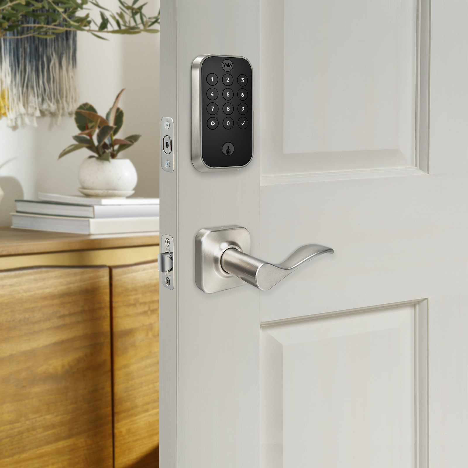 Yale Assure Lock 2 Keypad with Wi-Fi and Norwood Lever