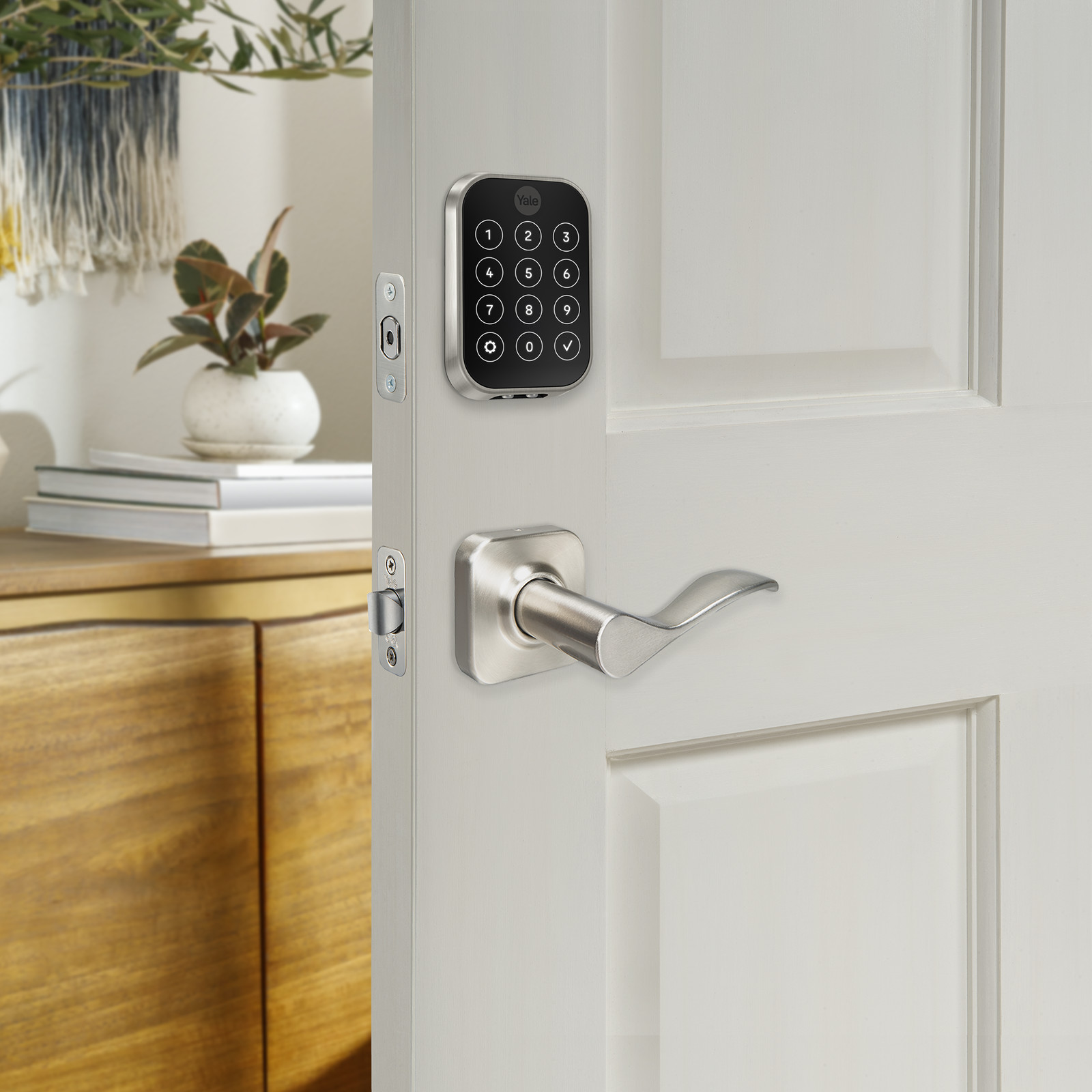 Yale Assure Lock 2 Key-Free Touchscreen with Wi-Fi and Norwood Lever