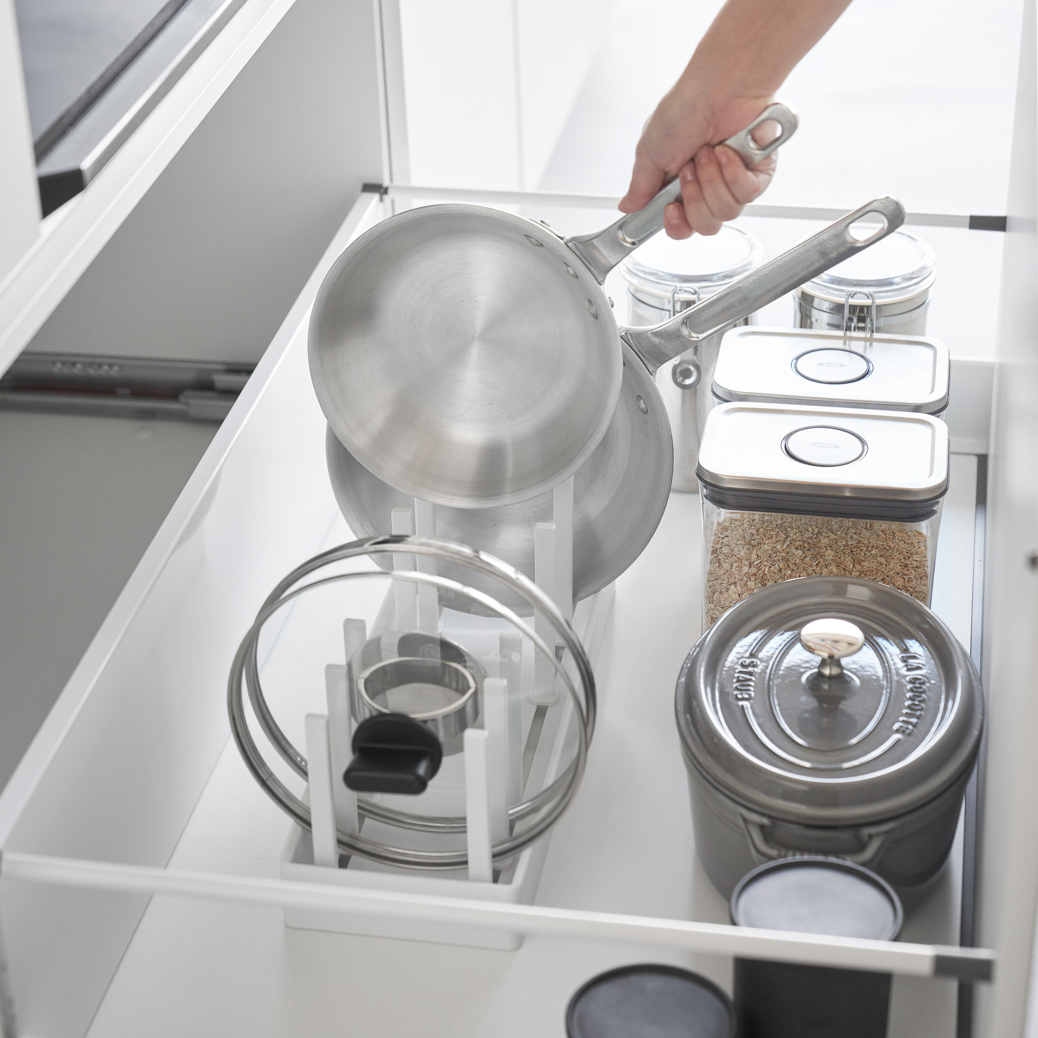 Adjustable Pot Lid & Pan Organizer : Silicone Cushion for Stability