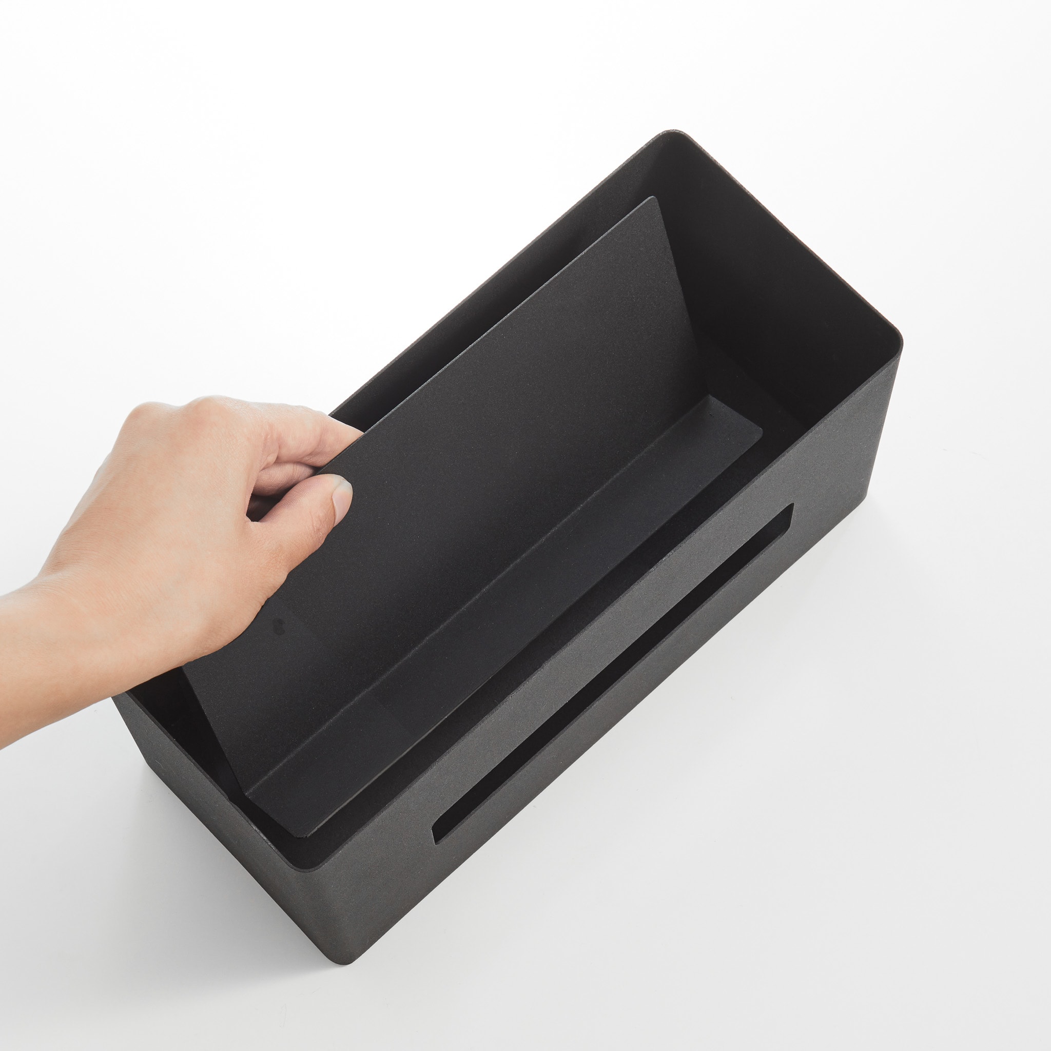 Double-Sided Tissue Case : Practical Divider