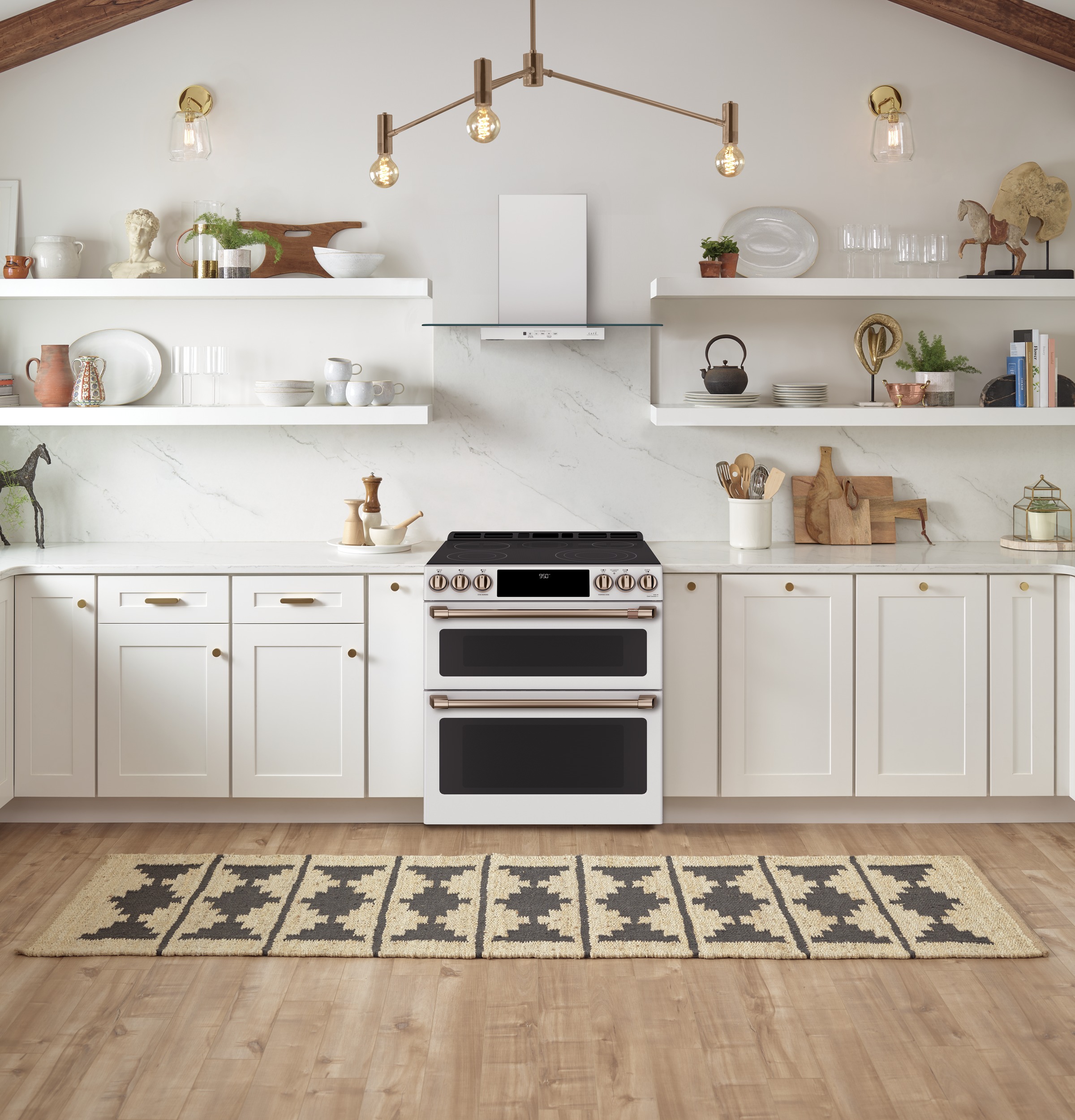 30" Chimney Hood — 350 CFM — Halogen Lighting — Convertible — Connectable via built-in WiFi view 5