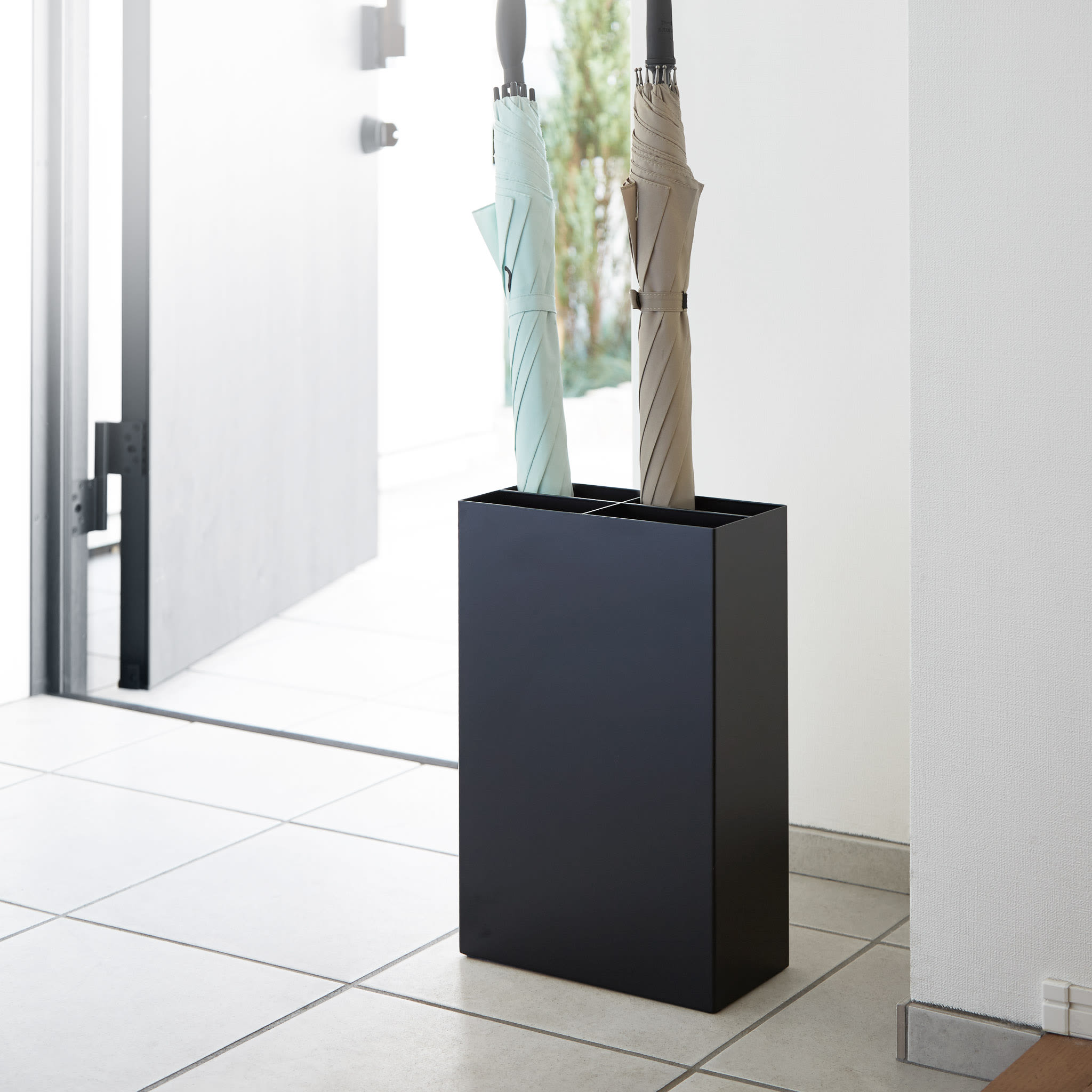 Wide Umbrella Stand : Minimalist Design
