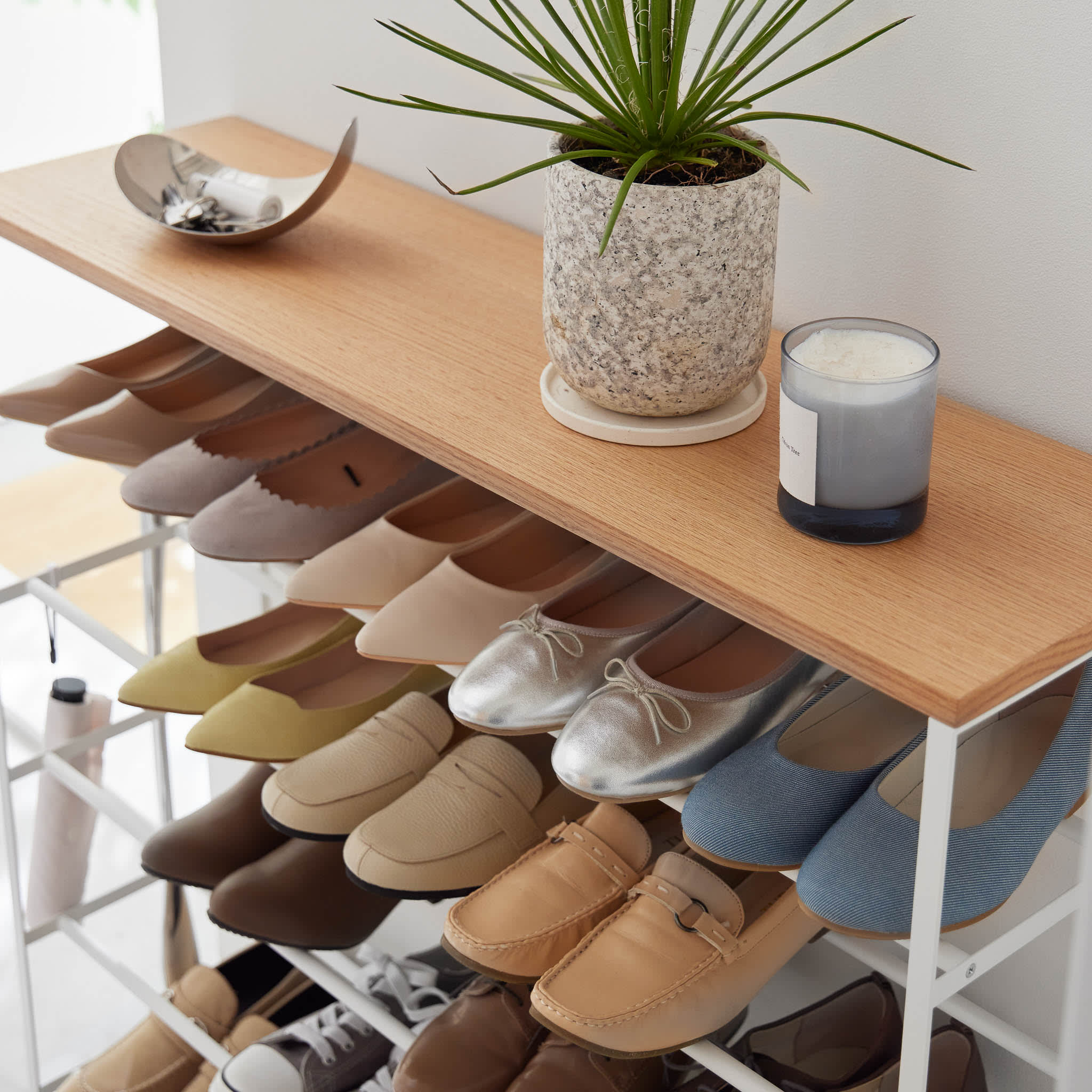 5-Tiered Wood-Top Shoe Rack with Casters : Stylish top shelf