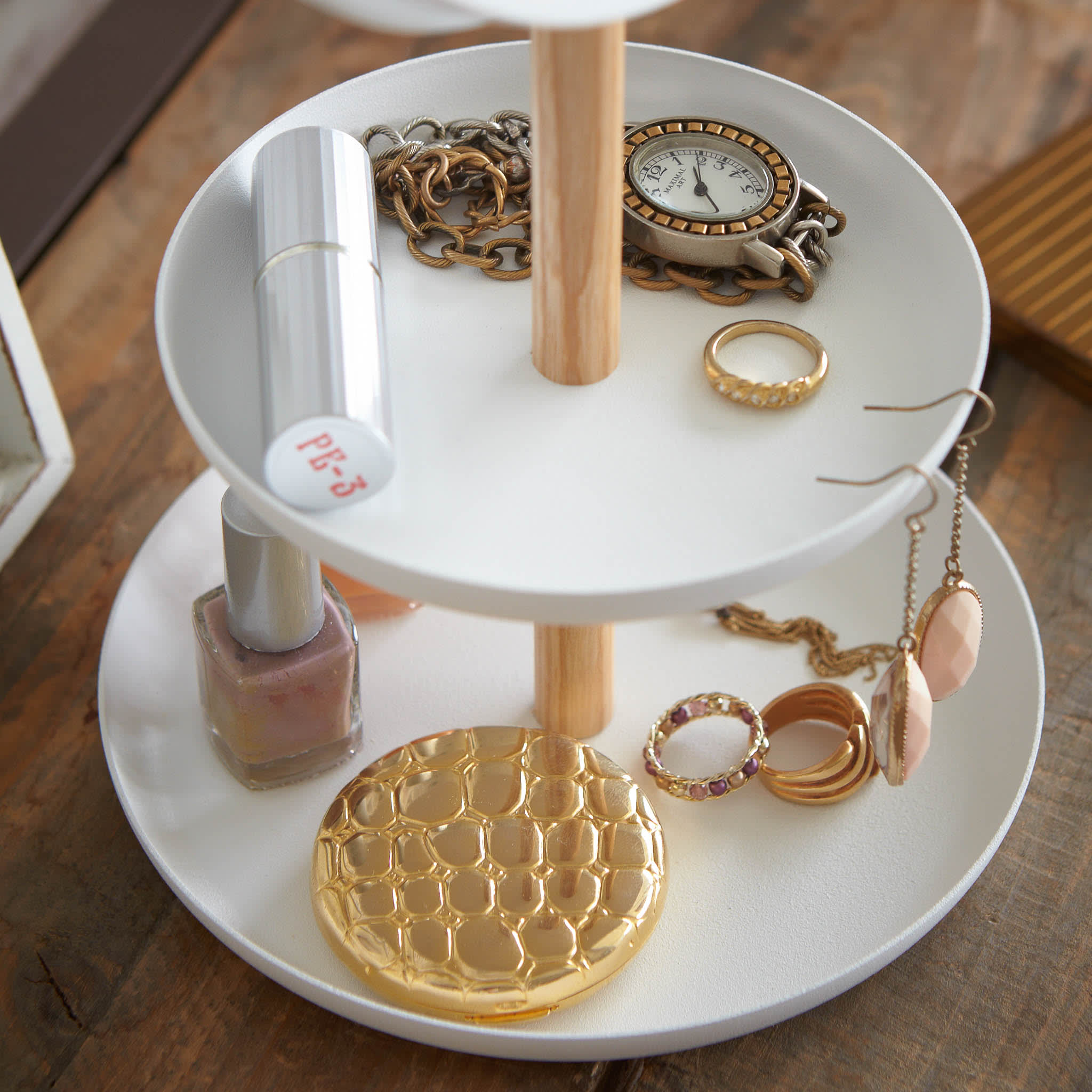 Makeup Mirror with Accessory Tray : Integrated Jewelry Stand