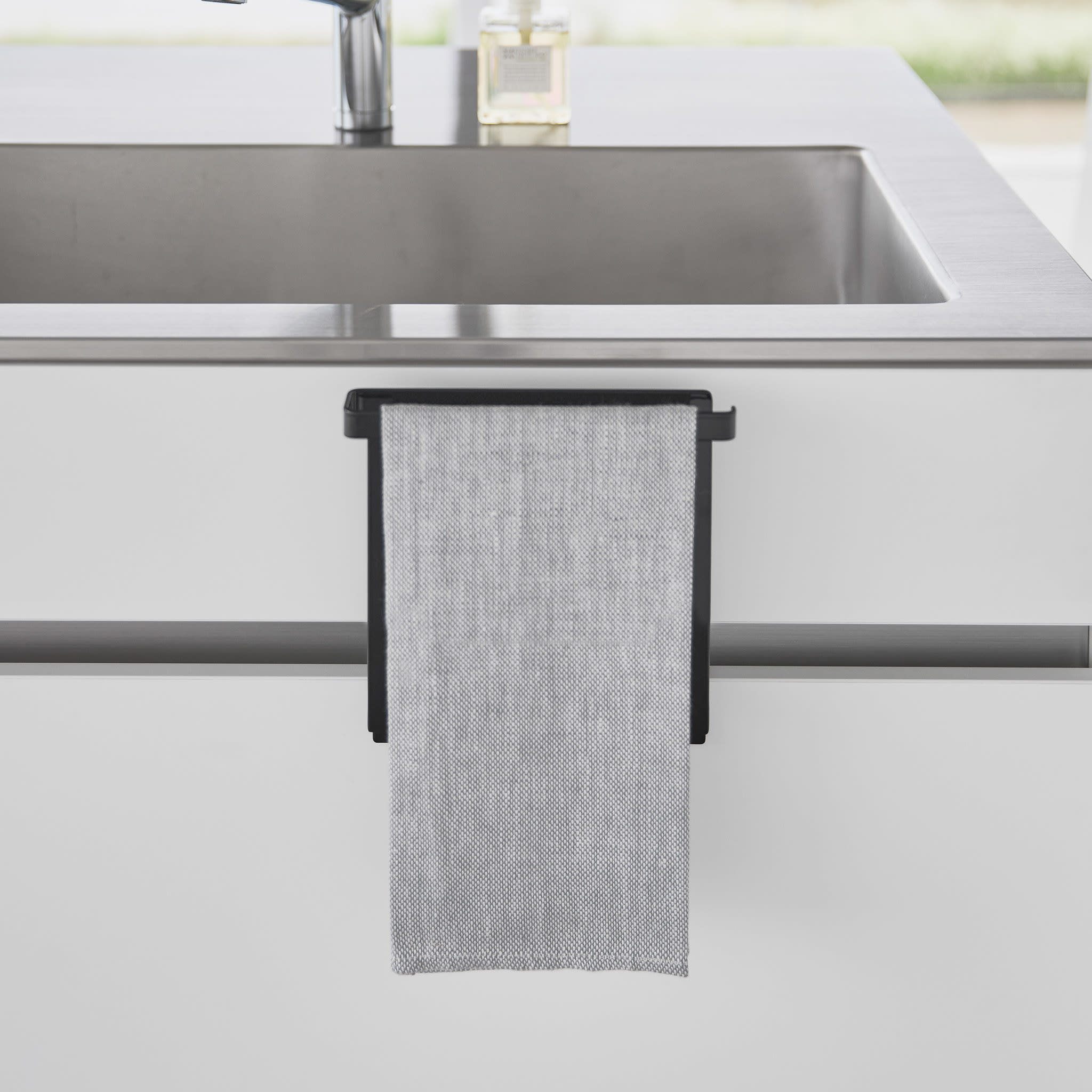 Floating Towel Hanger : Under-Sink Convenience