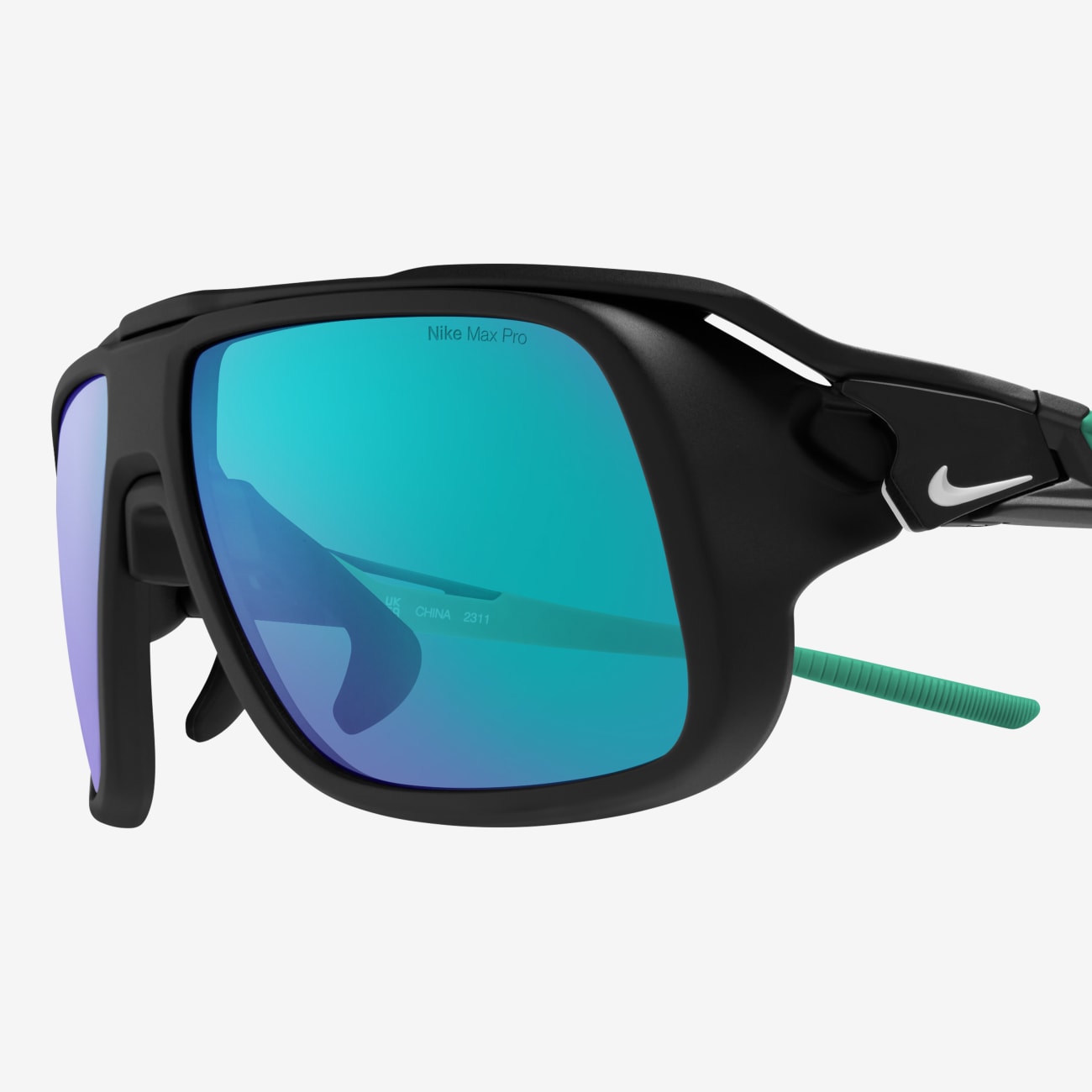 Nike Flyfree Soar Mirrored Style Image