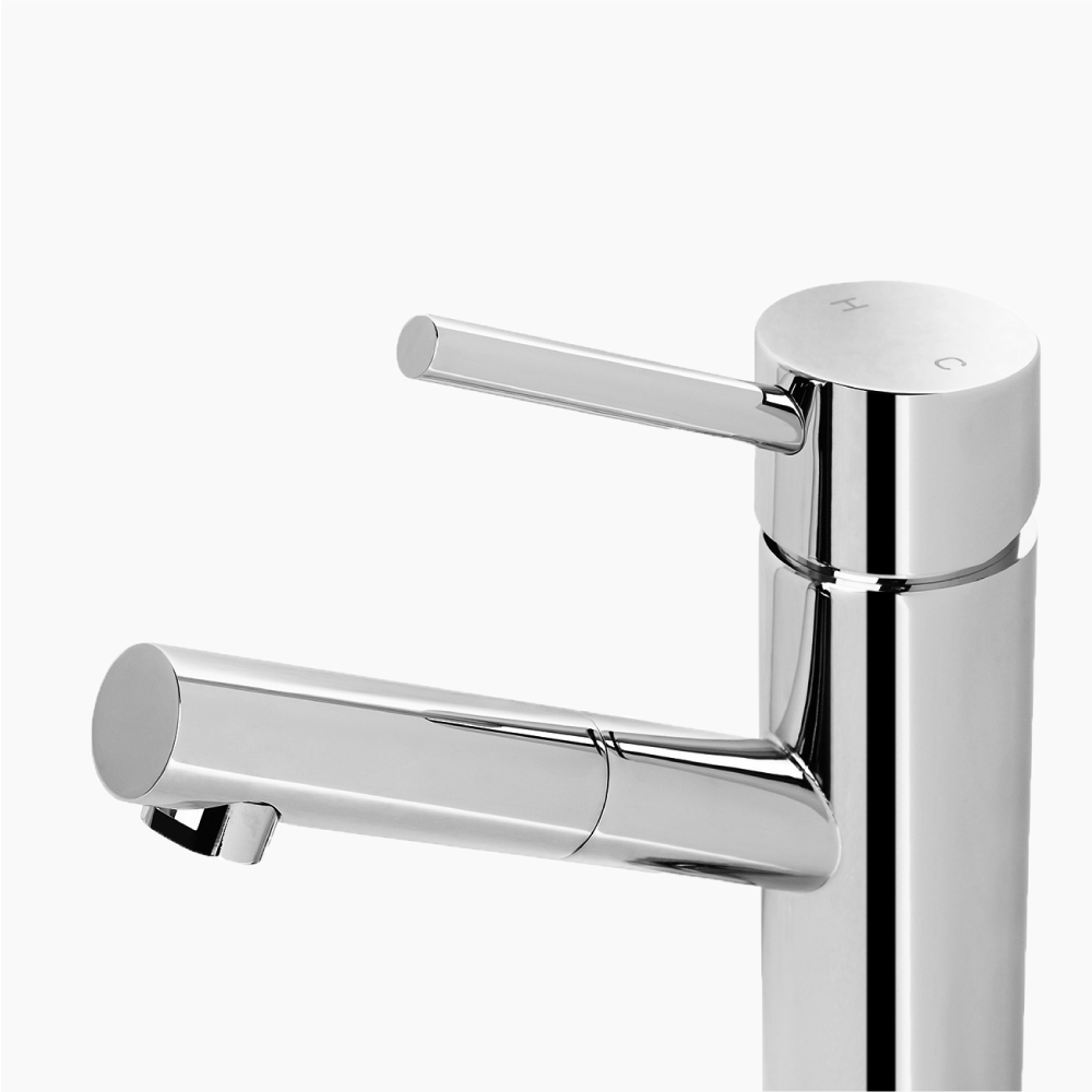 Easy-to-Clean Nozzle Resists Mineral Buildup