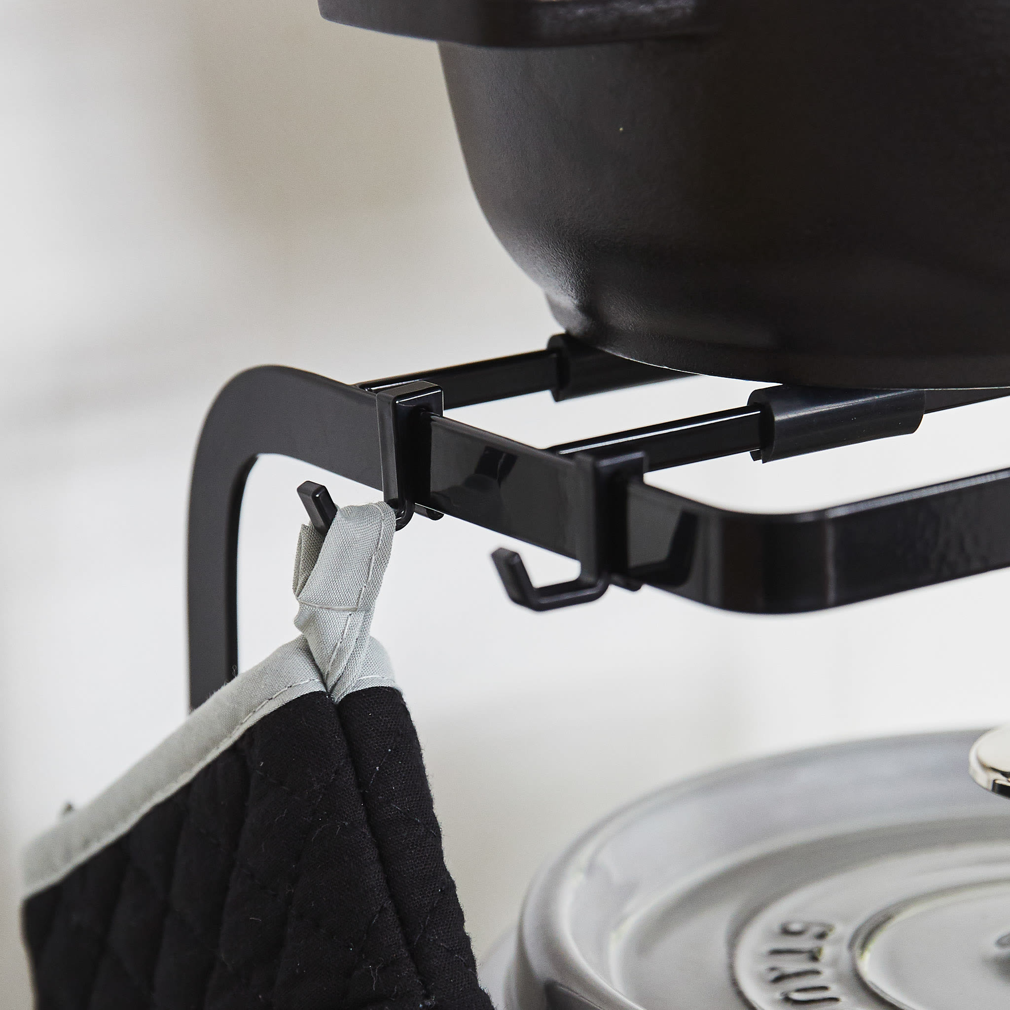 Pot Stand : 2 Hooks Included