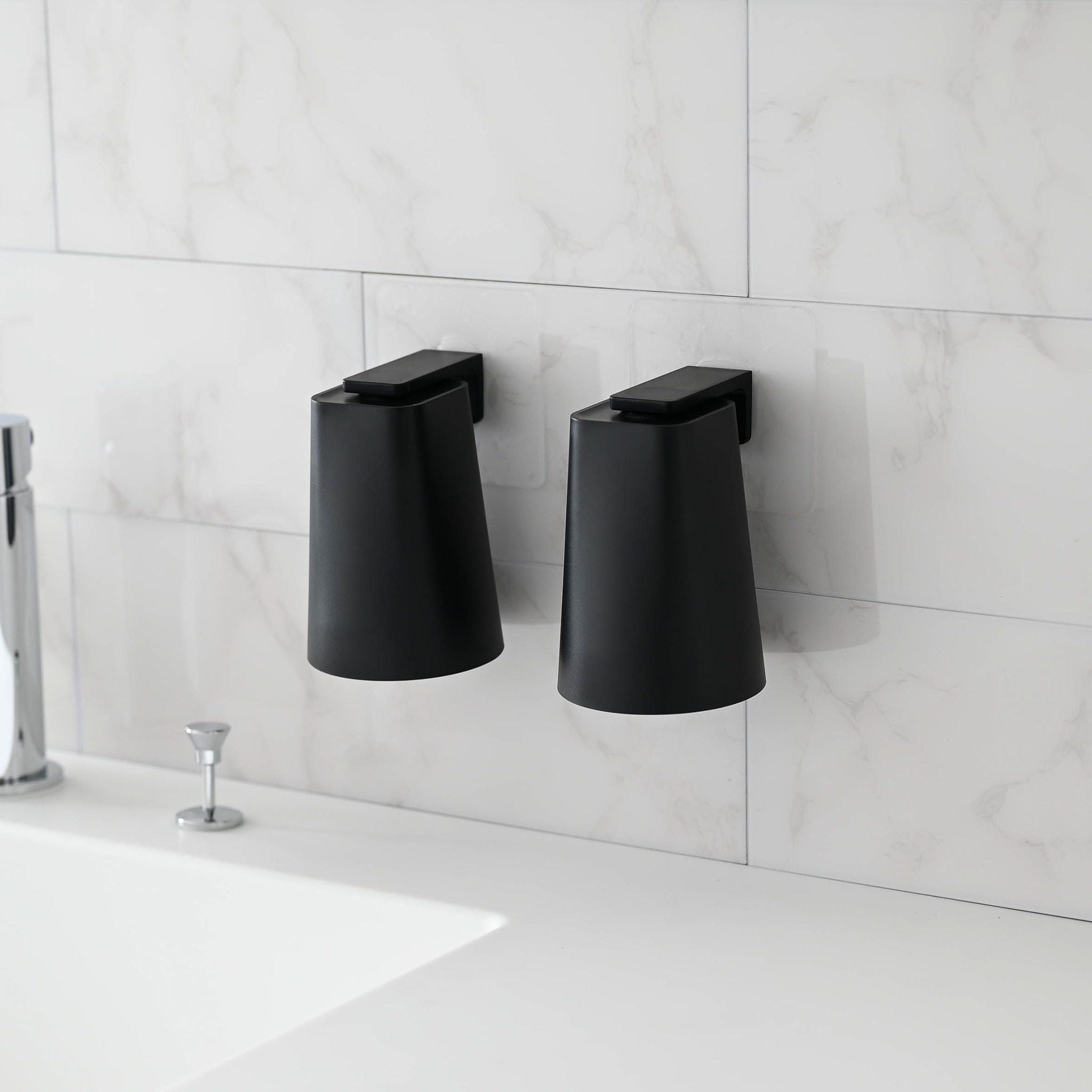 Film Hook Holder with Cup : Floating Storage