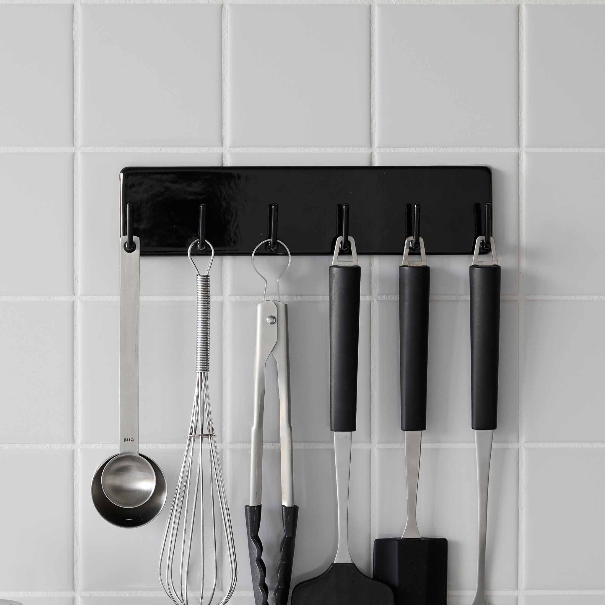 Film Hook Hook Rail : Organized Storage with Six Hooks