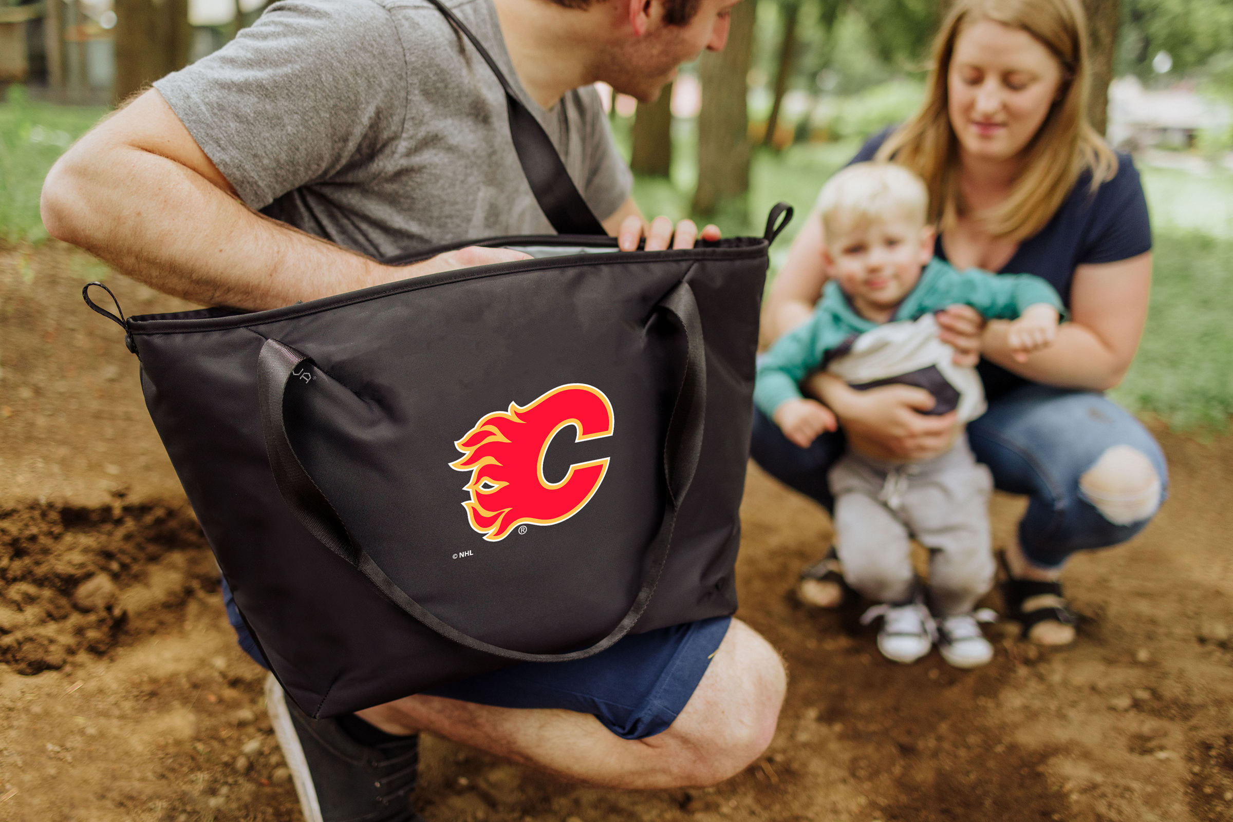 Calgary Flames - Tarana Cooler Tote Bag