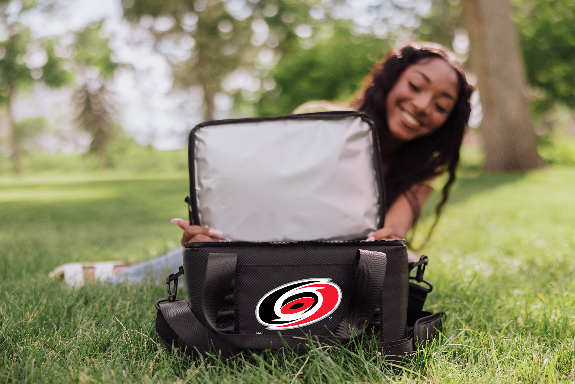 Carolina Hurricanes - Tarana Superthick Recycled Cooler - 12 can