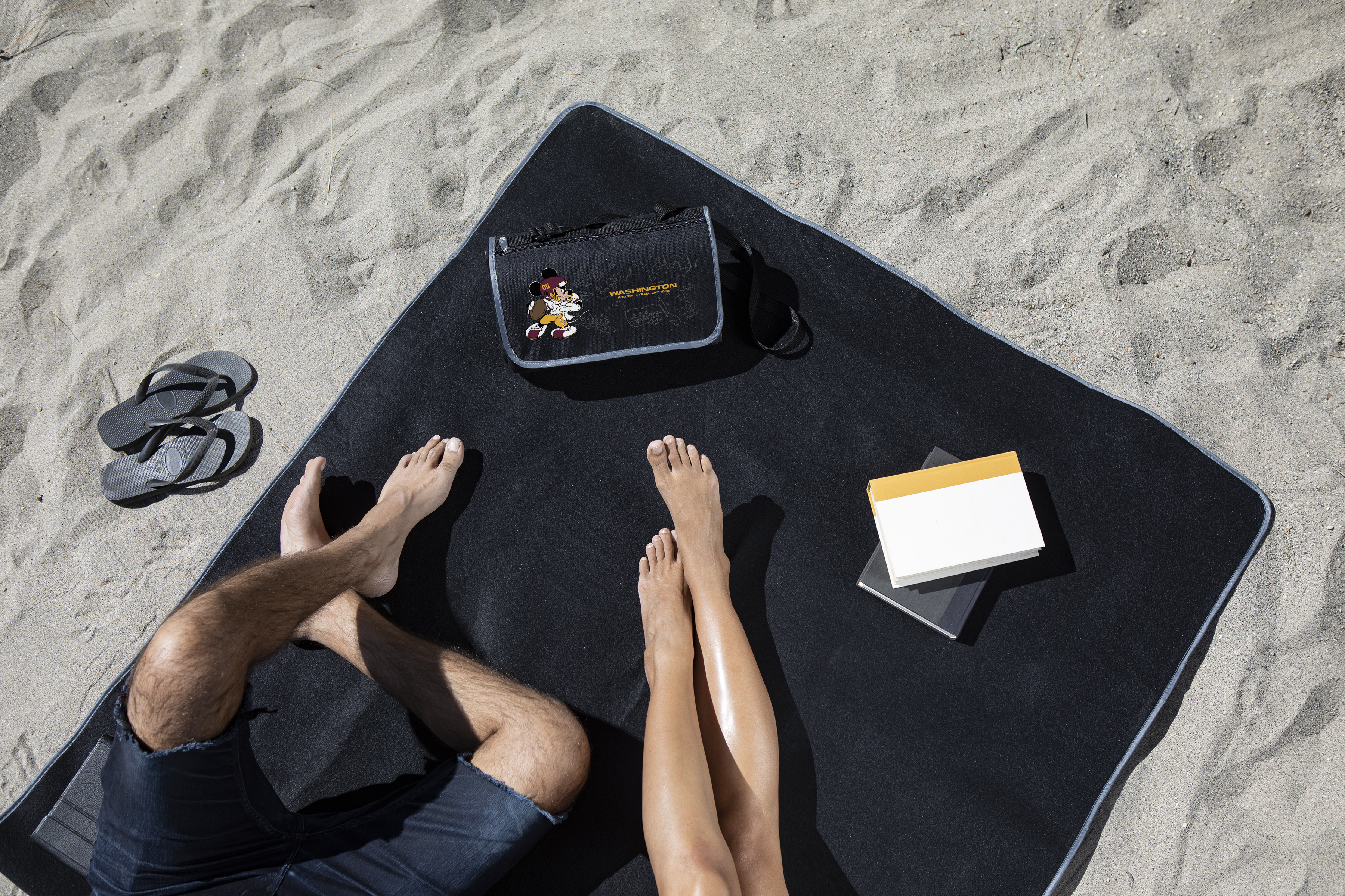 Los Angeles Rams - Blanket Tote Outdoor Picnic Blanket