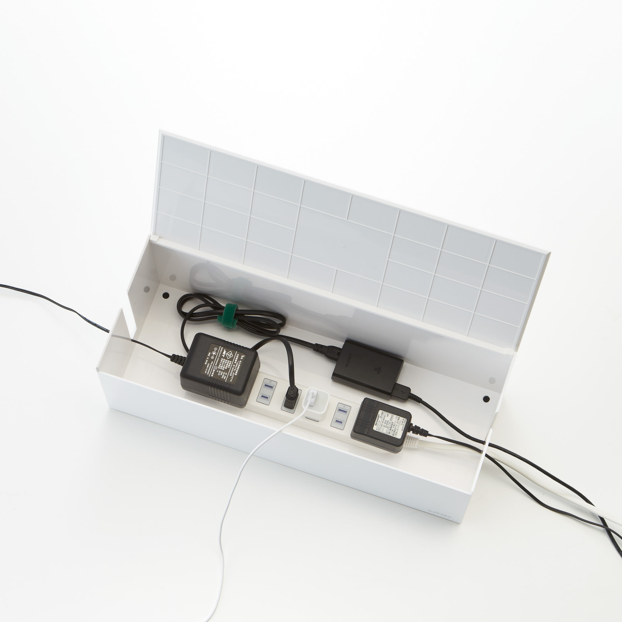 Cable Box : Neat Cable Management