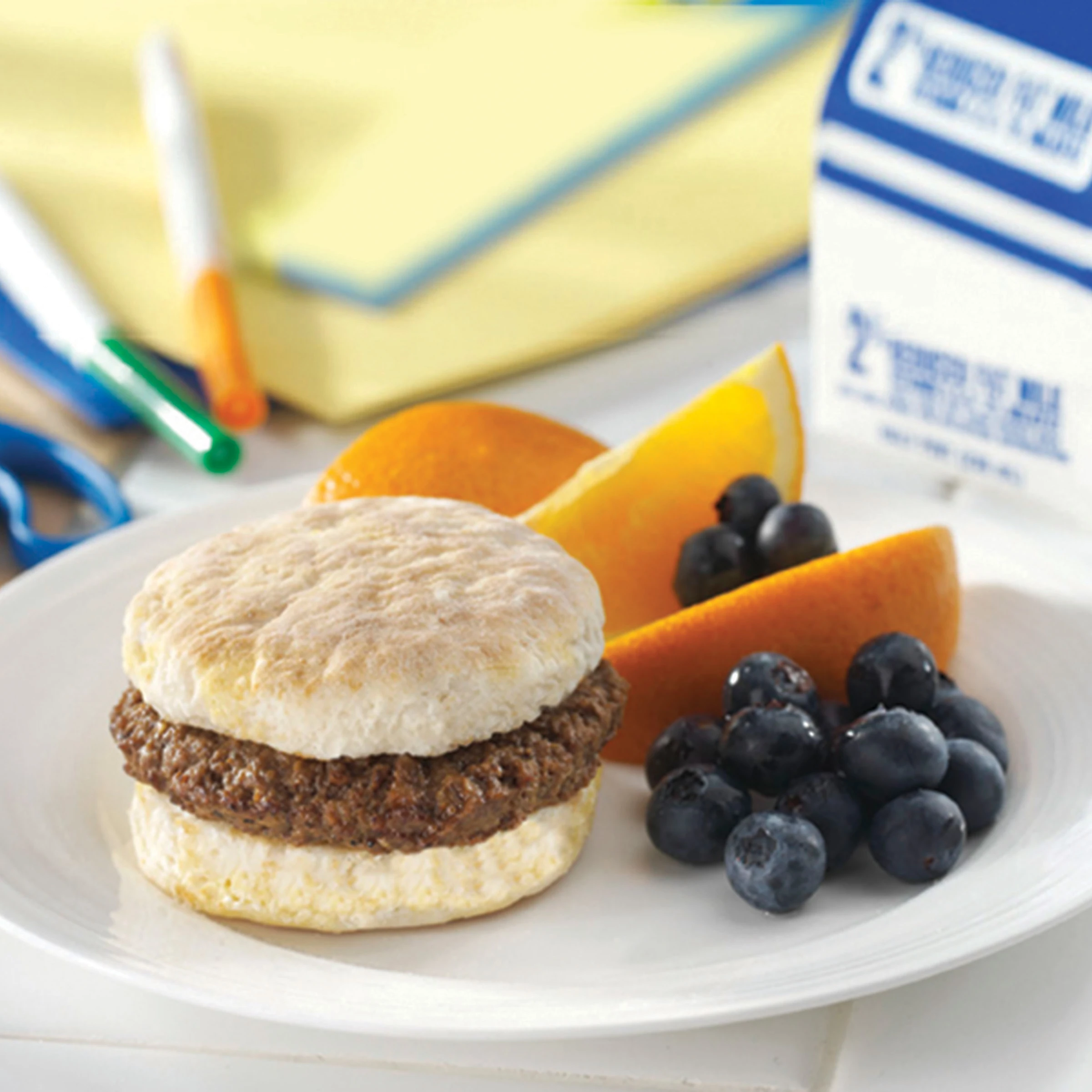 AdvancePierre™ Fully Cooked Beef Pattie with Sausage Seasoning on a Whole Grain Biscuit, 3.14ozhttp://images.salsify.com/image/upload/s--Y-J7IxJ7--/bw6r1zbjv3oun7gf3rqd.webp