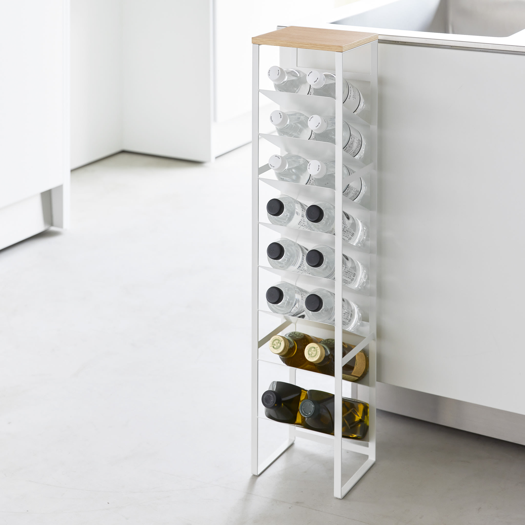 8-Tiered Wood-Top Bottle Rack : Room for 16 Bottles