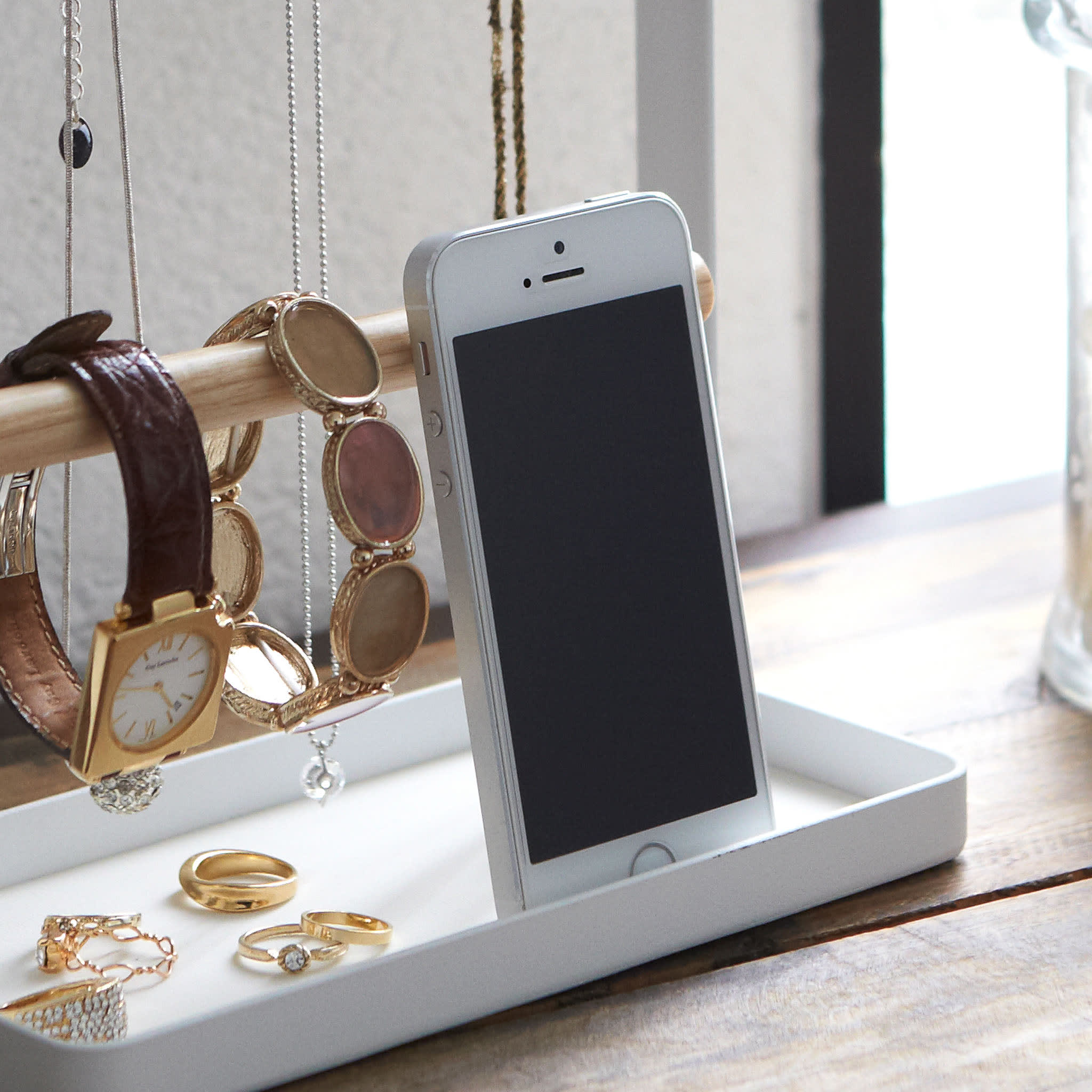 Accessory Stand : Practical Phone Stand