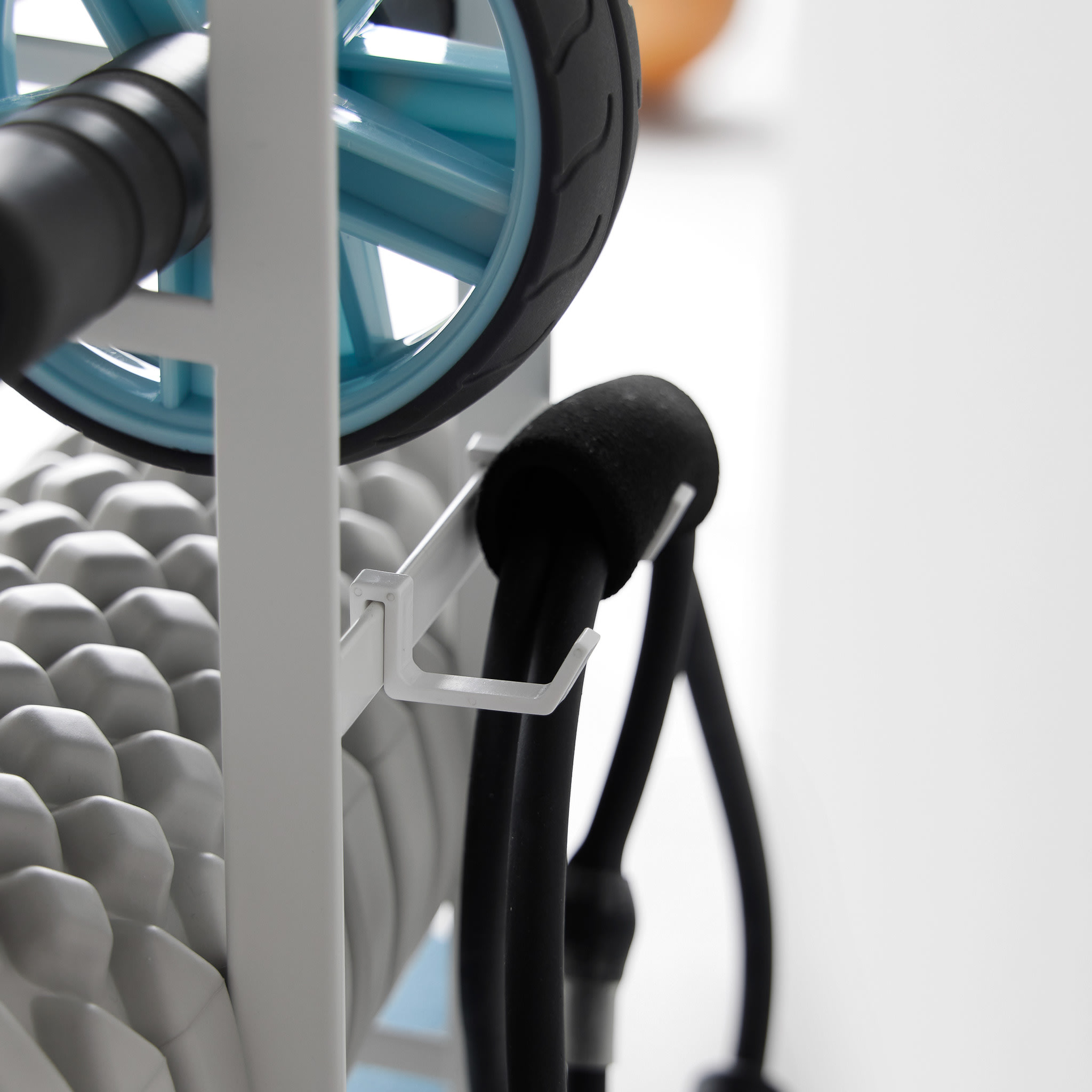 Fitness Equipment Rack : Mit verstellbaren Haken zum Aufhängen von Trainingsschläuchen und anderen kleinen Gegenständen