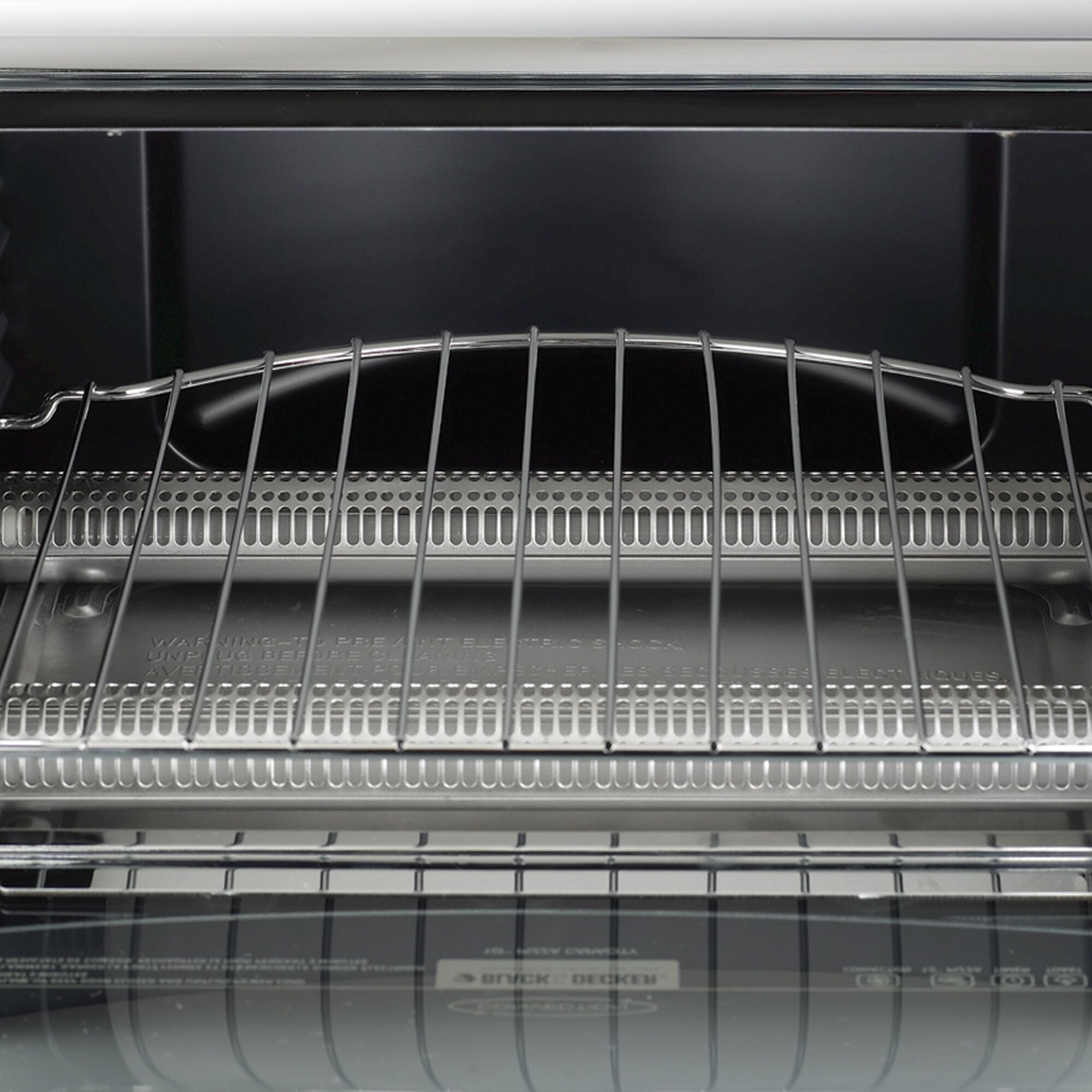 Profile of 6 slice convection toaster oven.