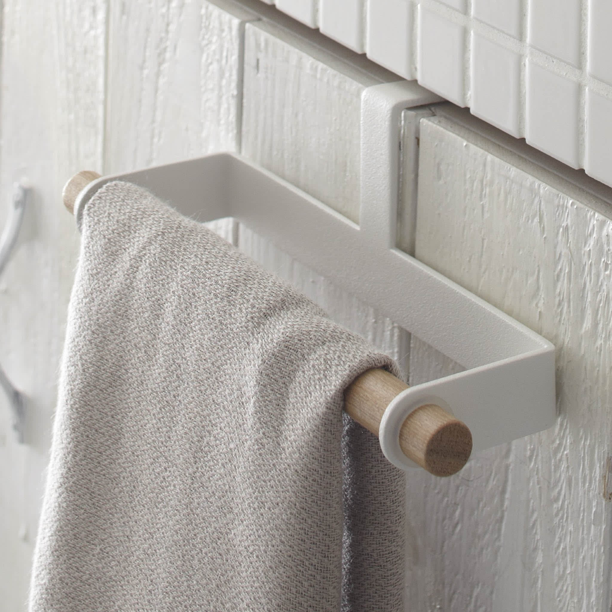 Towel Hanger : Stylish Steel-Wood Combination