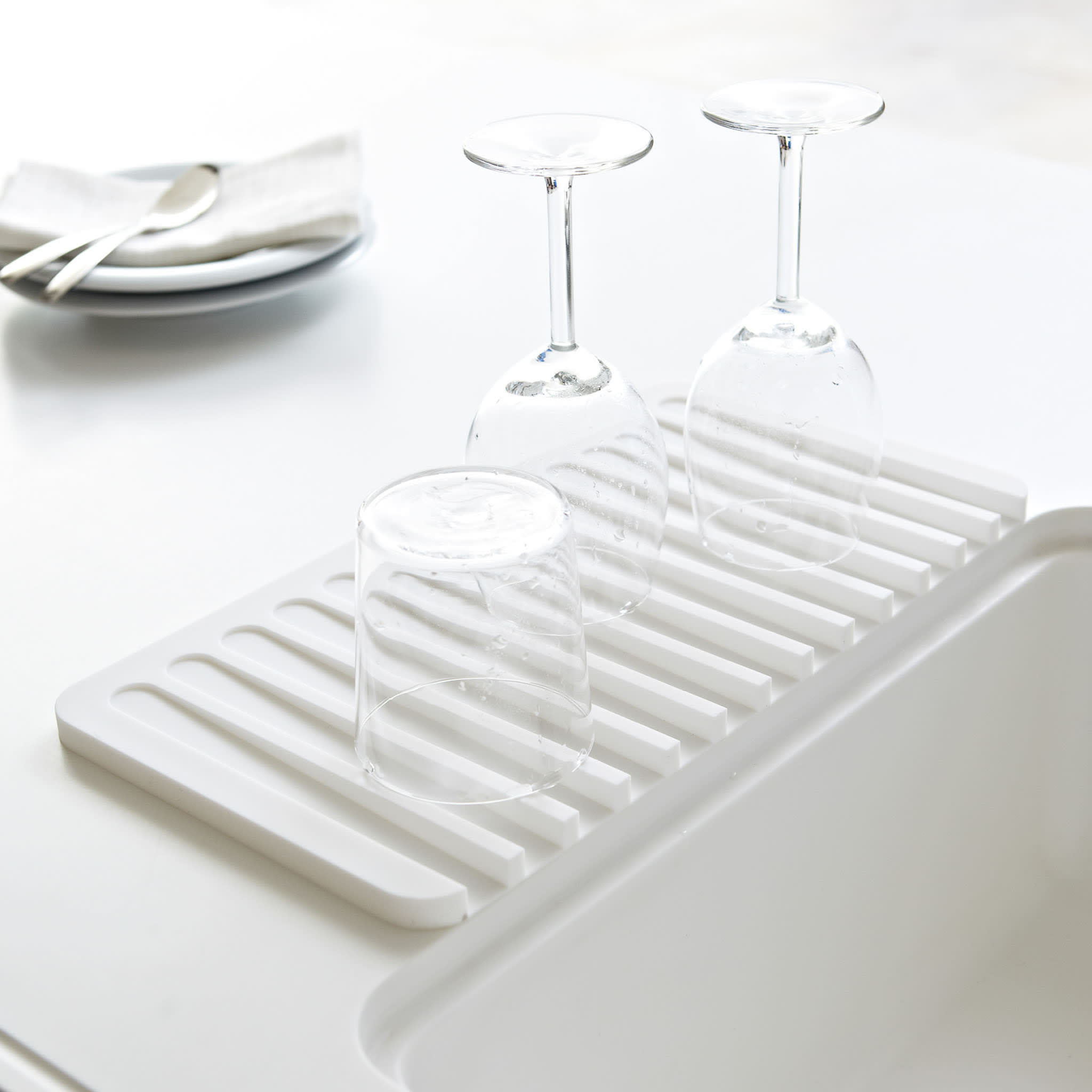 Silicone Drainer Mat : Flexible Placement & Storage