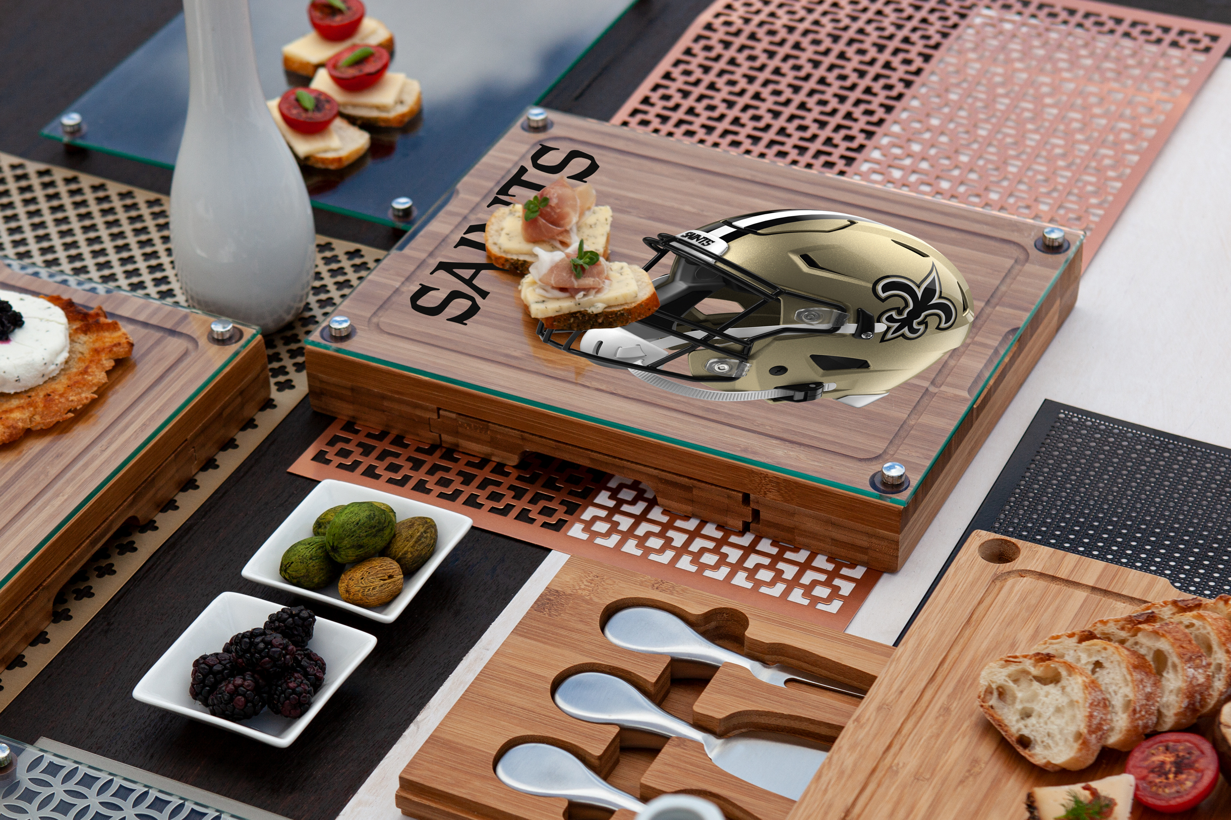 New Orleans Saints - Concerto Glass Top Cheese Cutting Board & Tools Set