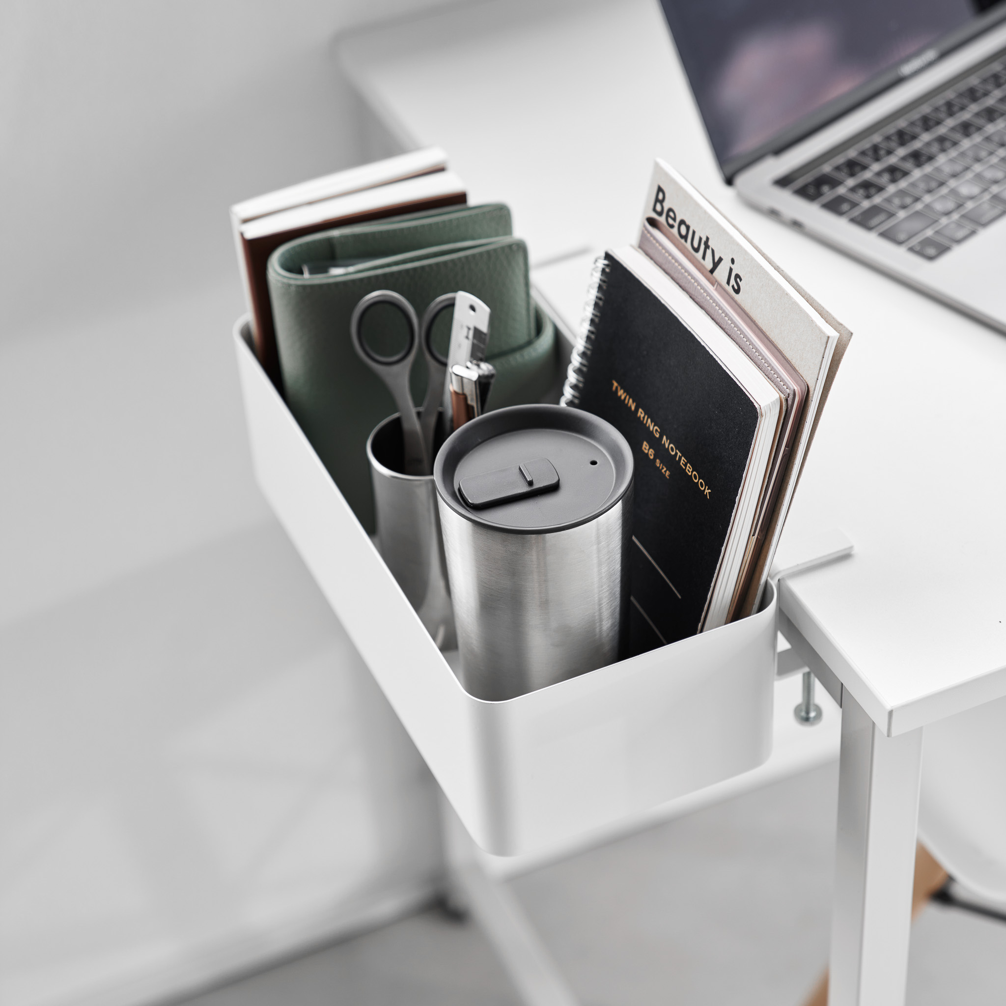 Tableside Basket : Versatile and Always Within Reach