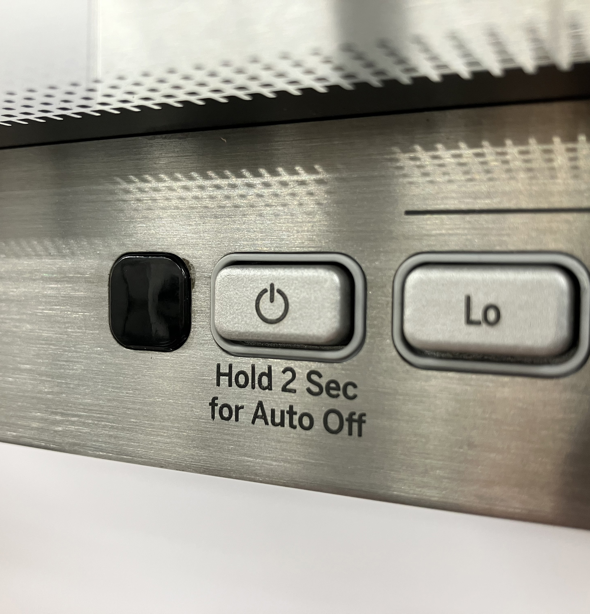30" Chimney Hood — 350 CFM — Halogen Lighting — Convertible — Not Connectable view 4