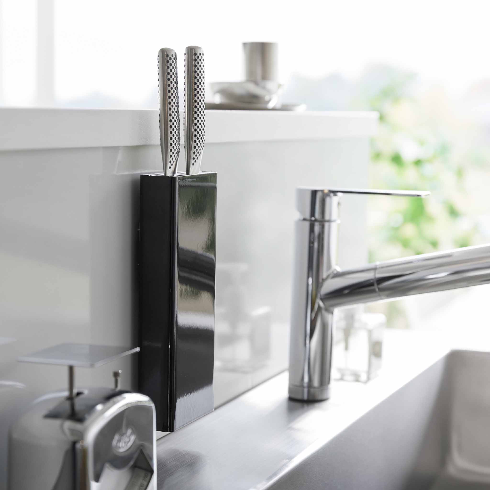 Film Hook Knife Block : Holds Knives Up to 22 cm