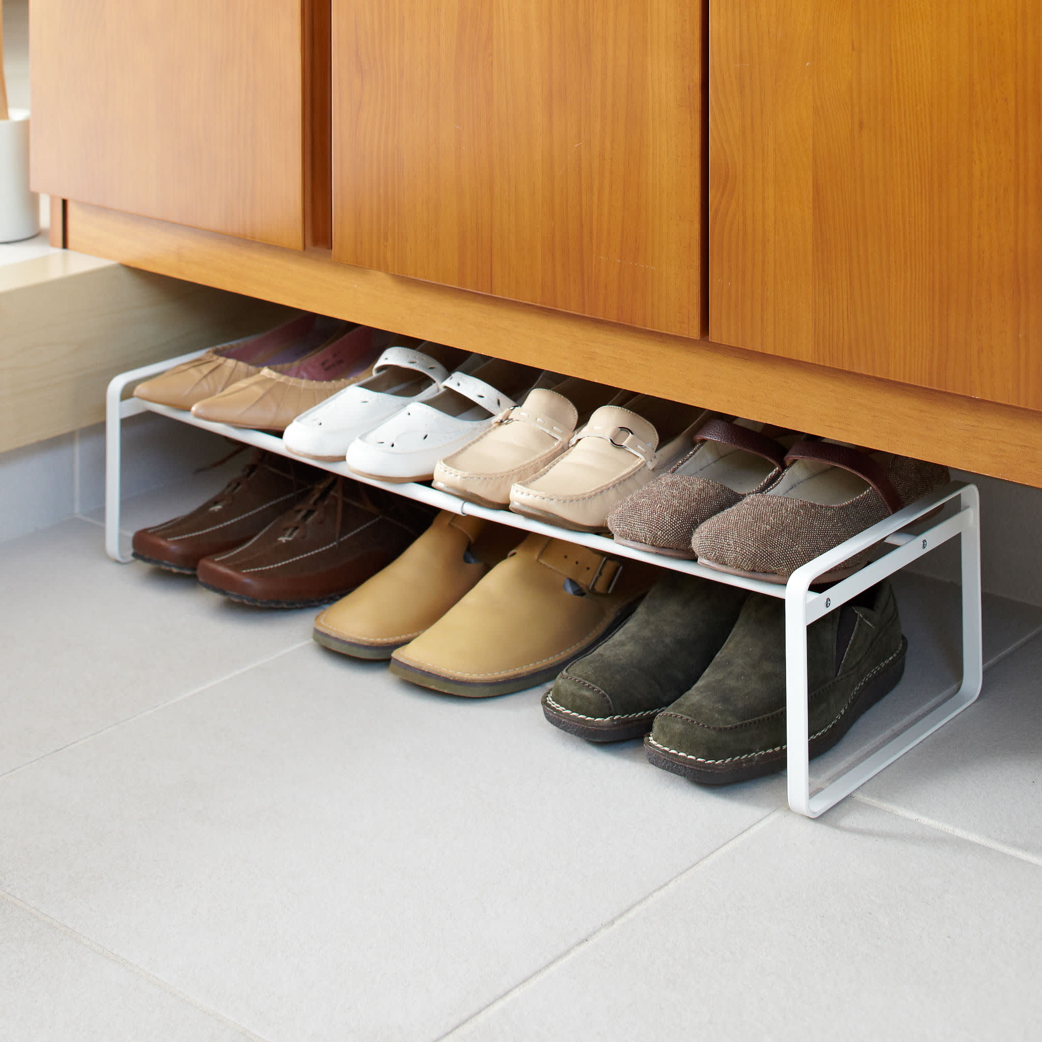 Extendable Shoe Rack : Practical Extendable Design