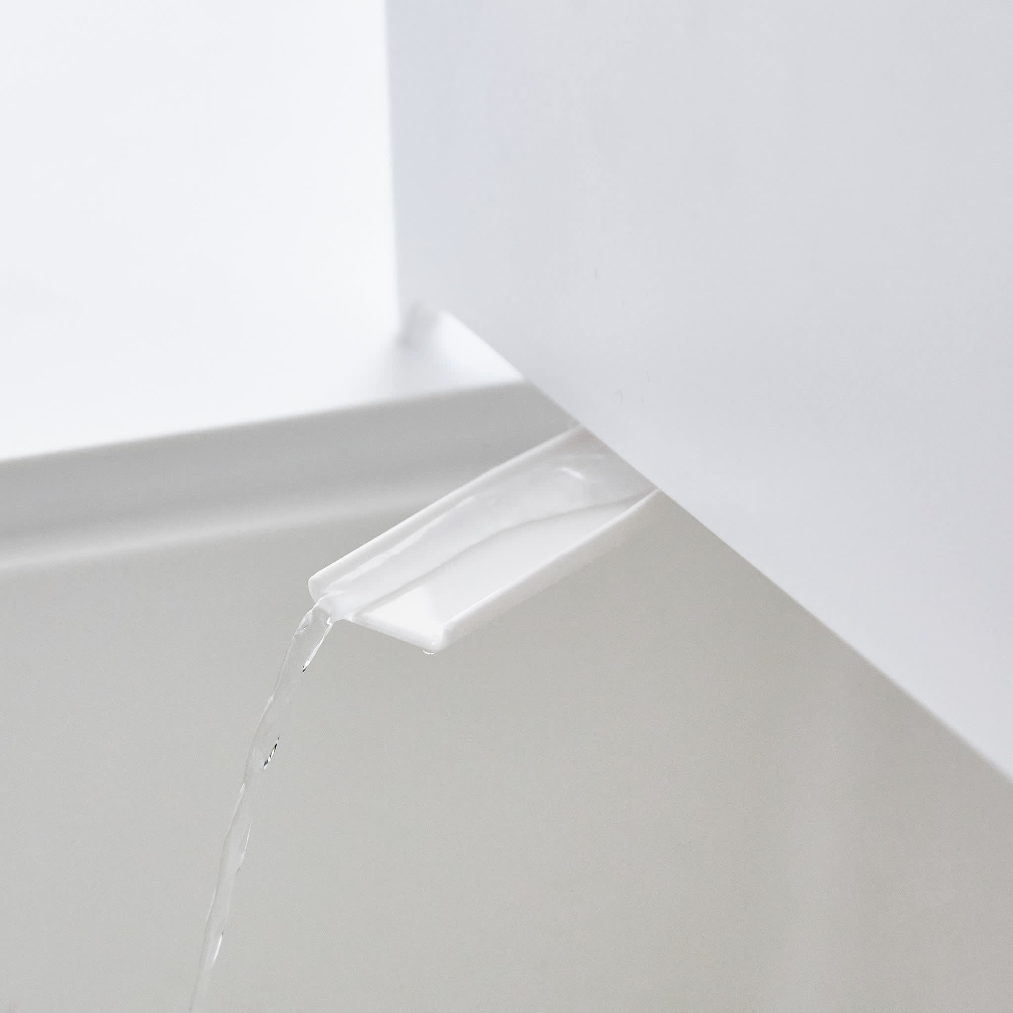 Slim Drainer Basket : Rotating Drain