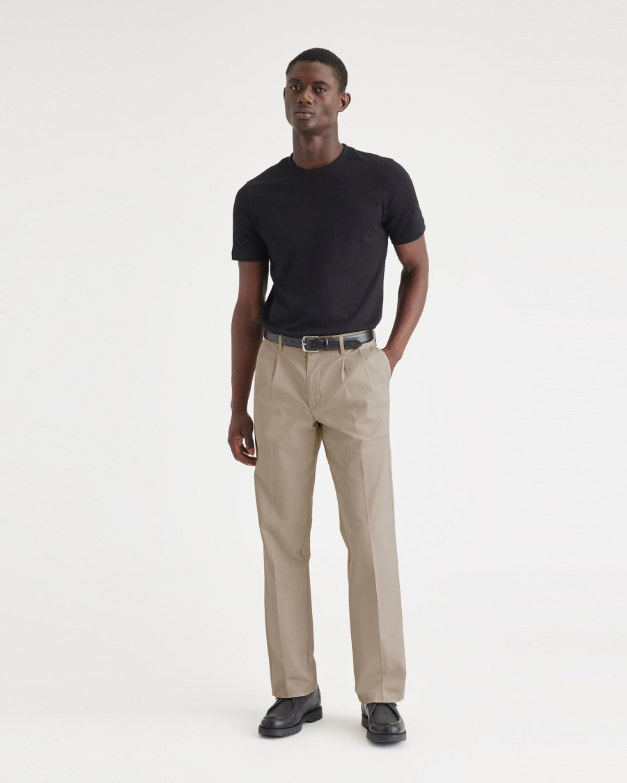 A79300000 - Essential Chinos, Pleated, Classic Fit